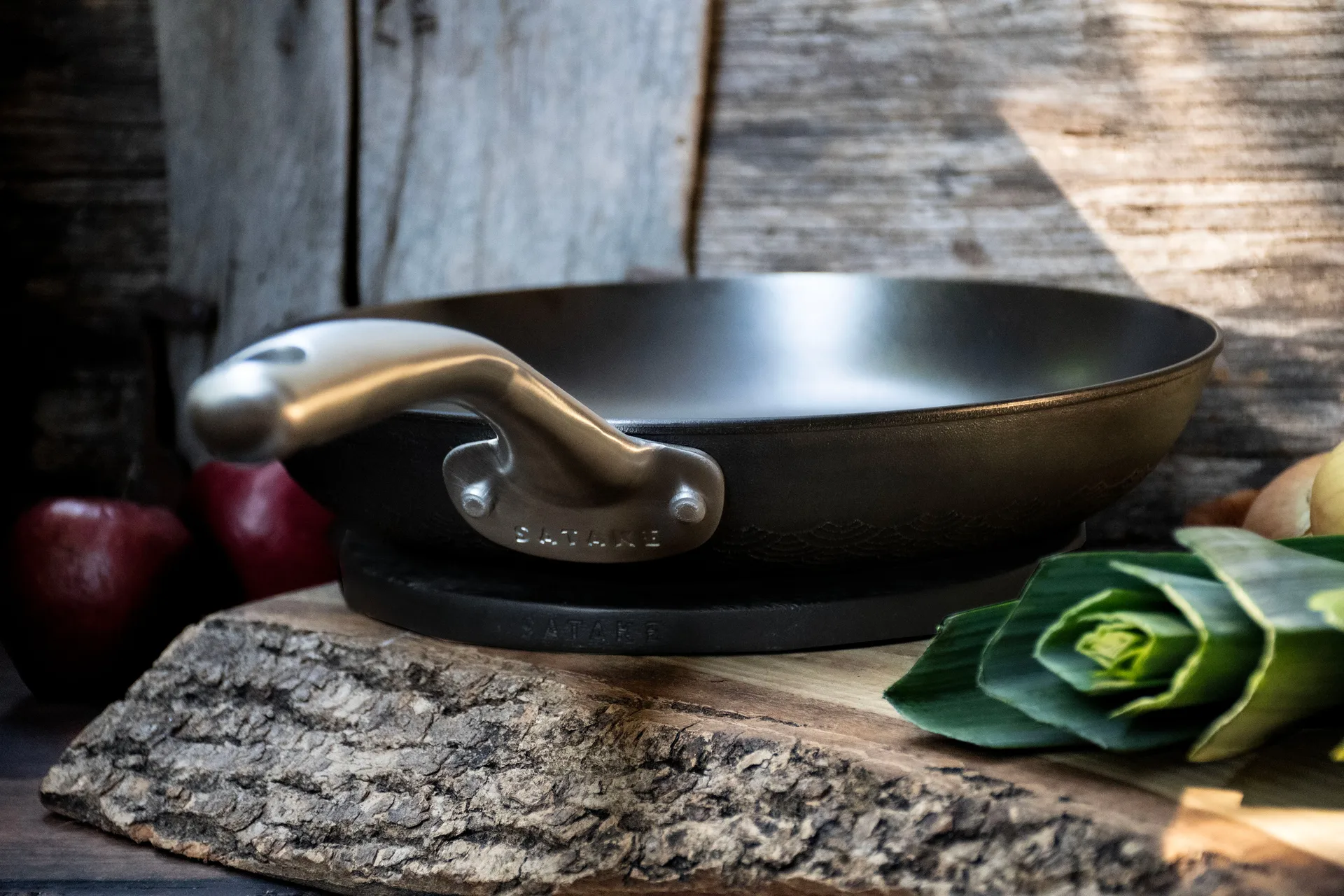 Satake magnetic trivet, Black-silicone Satake