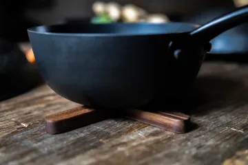 Satake magnetic trivet - Walnut - Satake