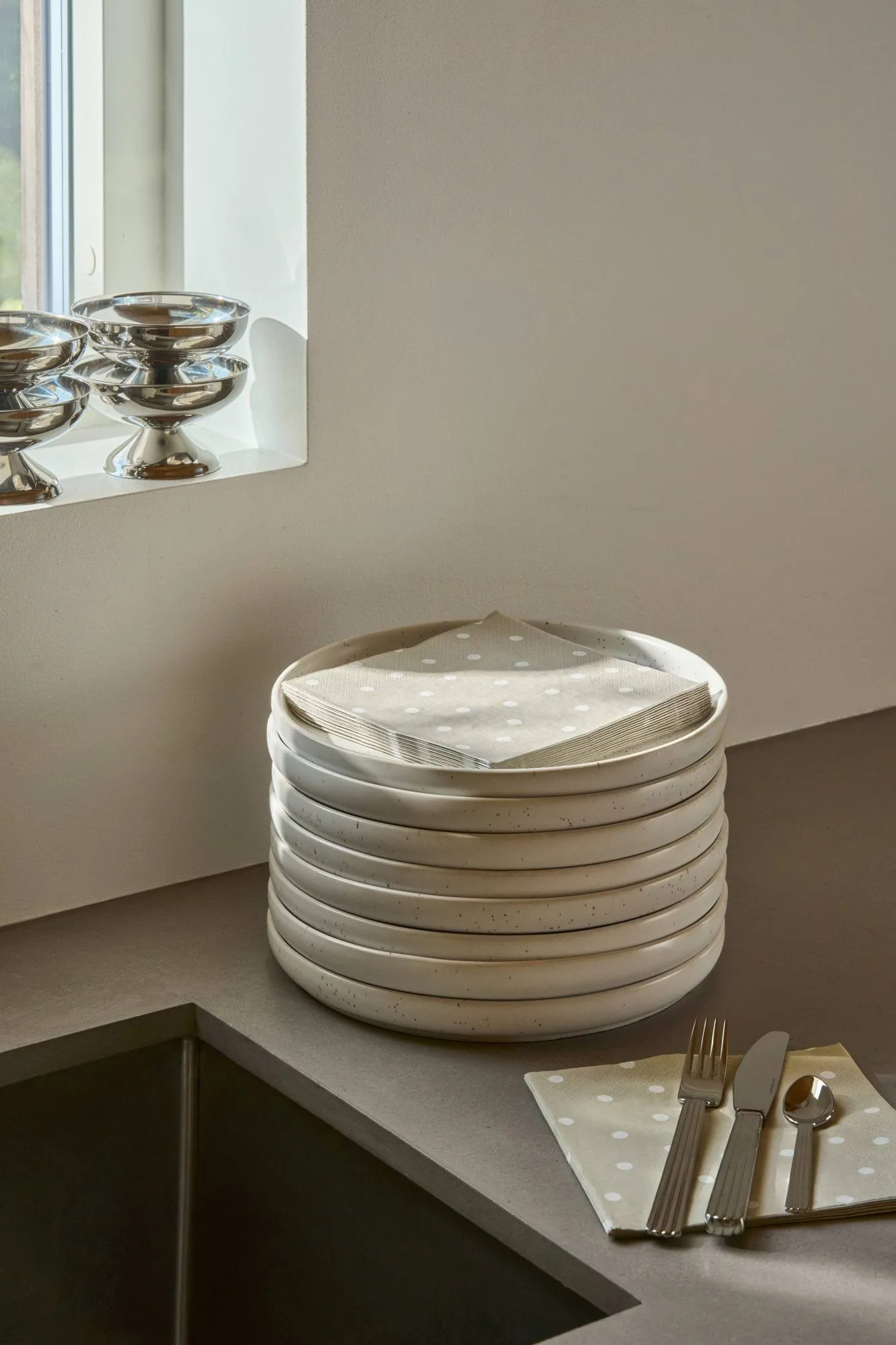 Fine dots paper napkin, White-beige, 20-pack, 33x33 cm Scandi Essentials