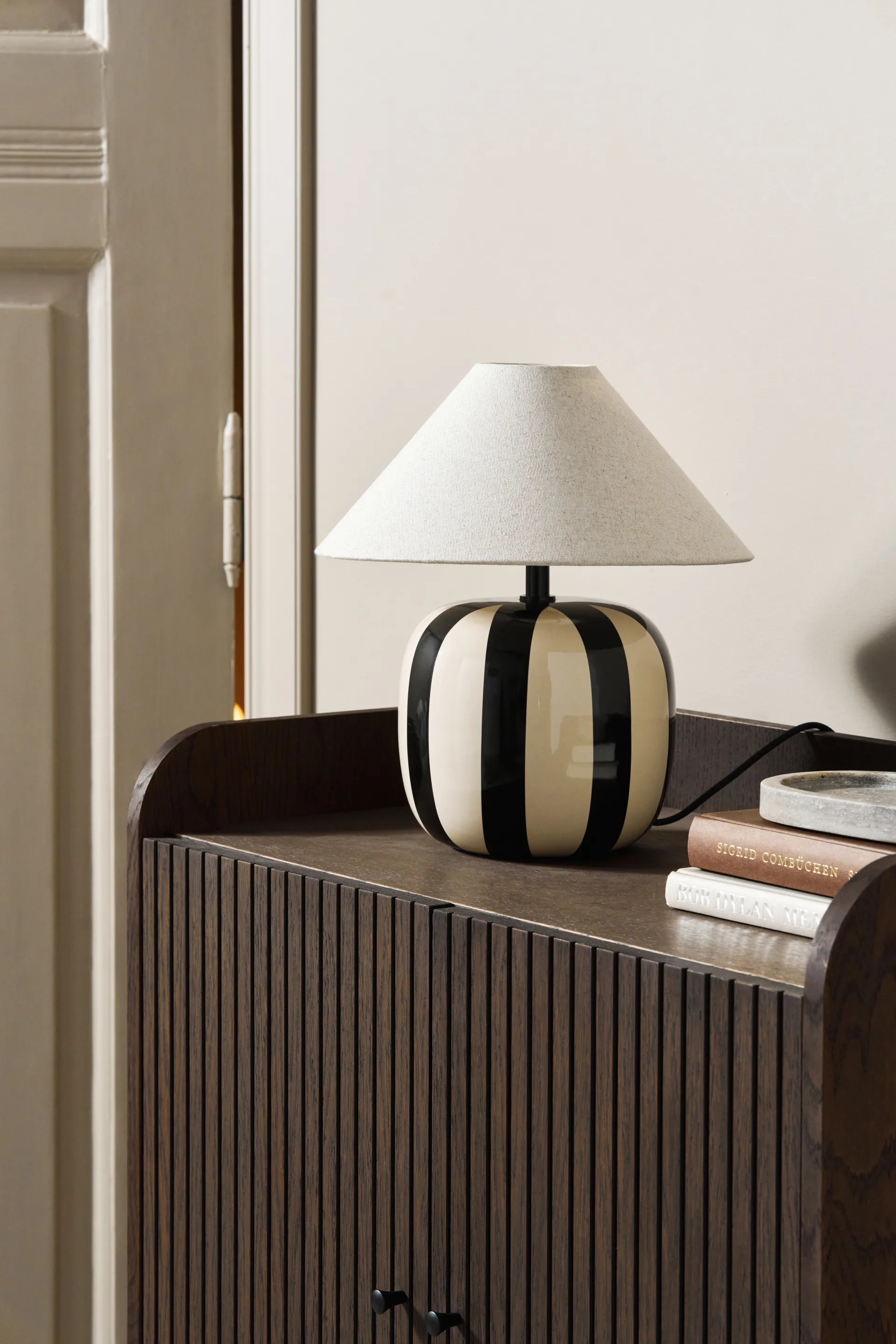 Alvar table lamp 31 cm, Black Scandi Living