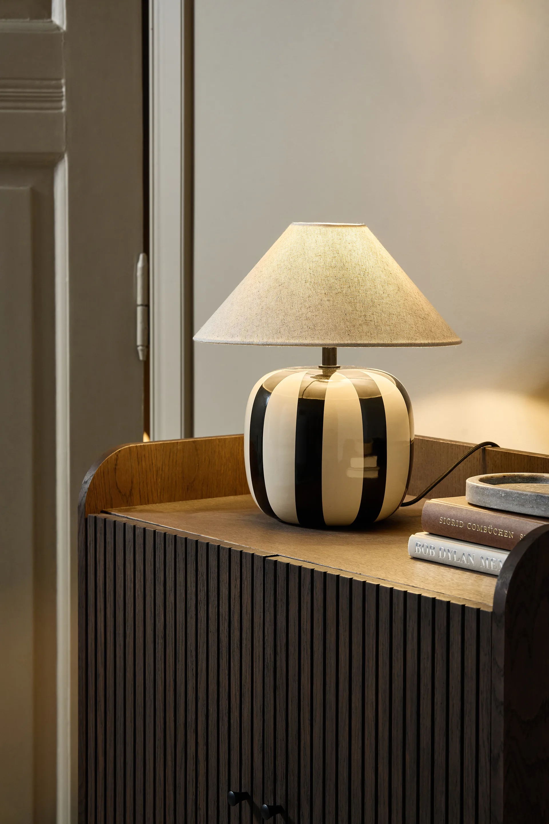 Alvar table lamp 31 cm, Black Scandi Living