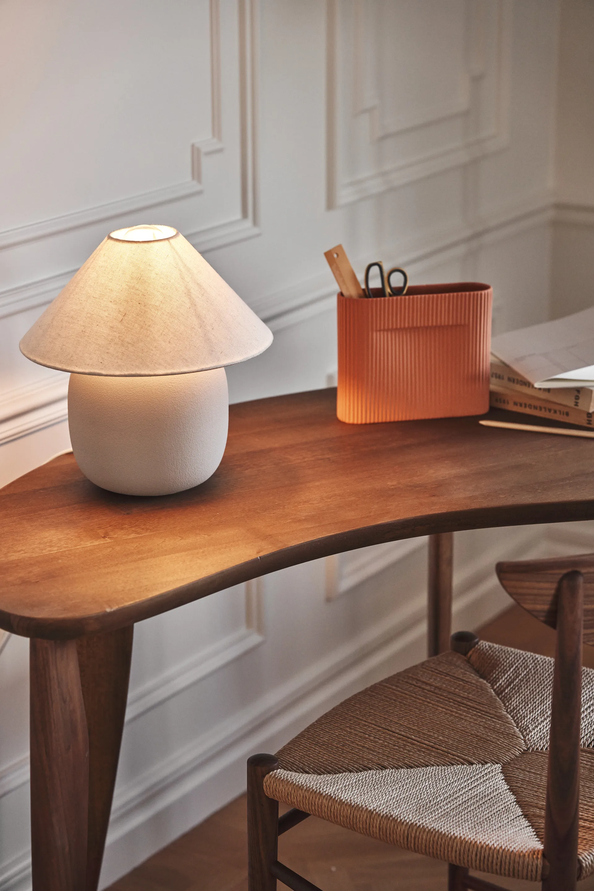 Boulder table lamp 29 cm beige-white Scandi Living