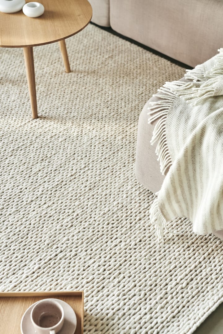 Braided wool carpet natural white from Scandi Living - NordicNest.com