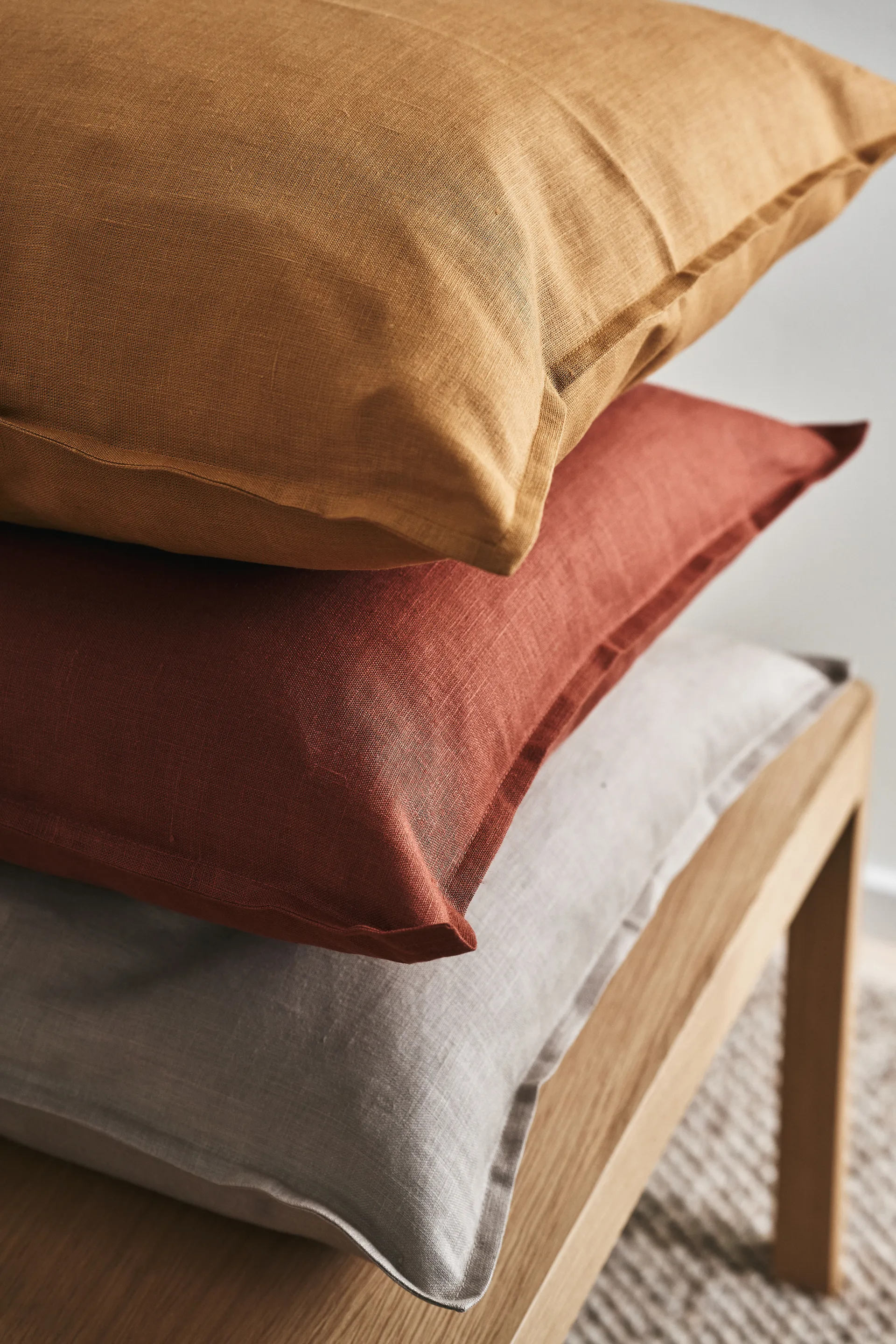Calm pillow case linen 50x50 cm, Mustard Scandi Living