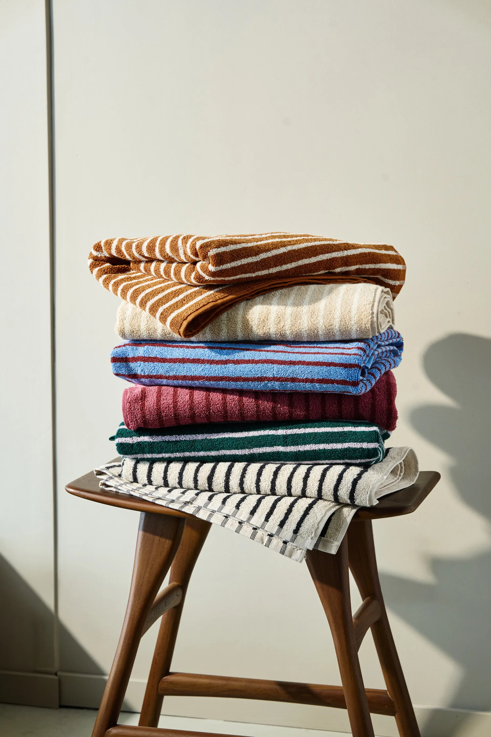 Drift bath towel 70x140 cm, Green-purple Scandi Living