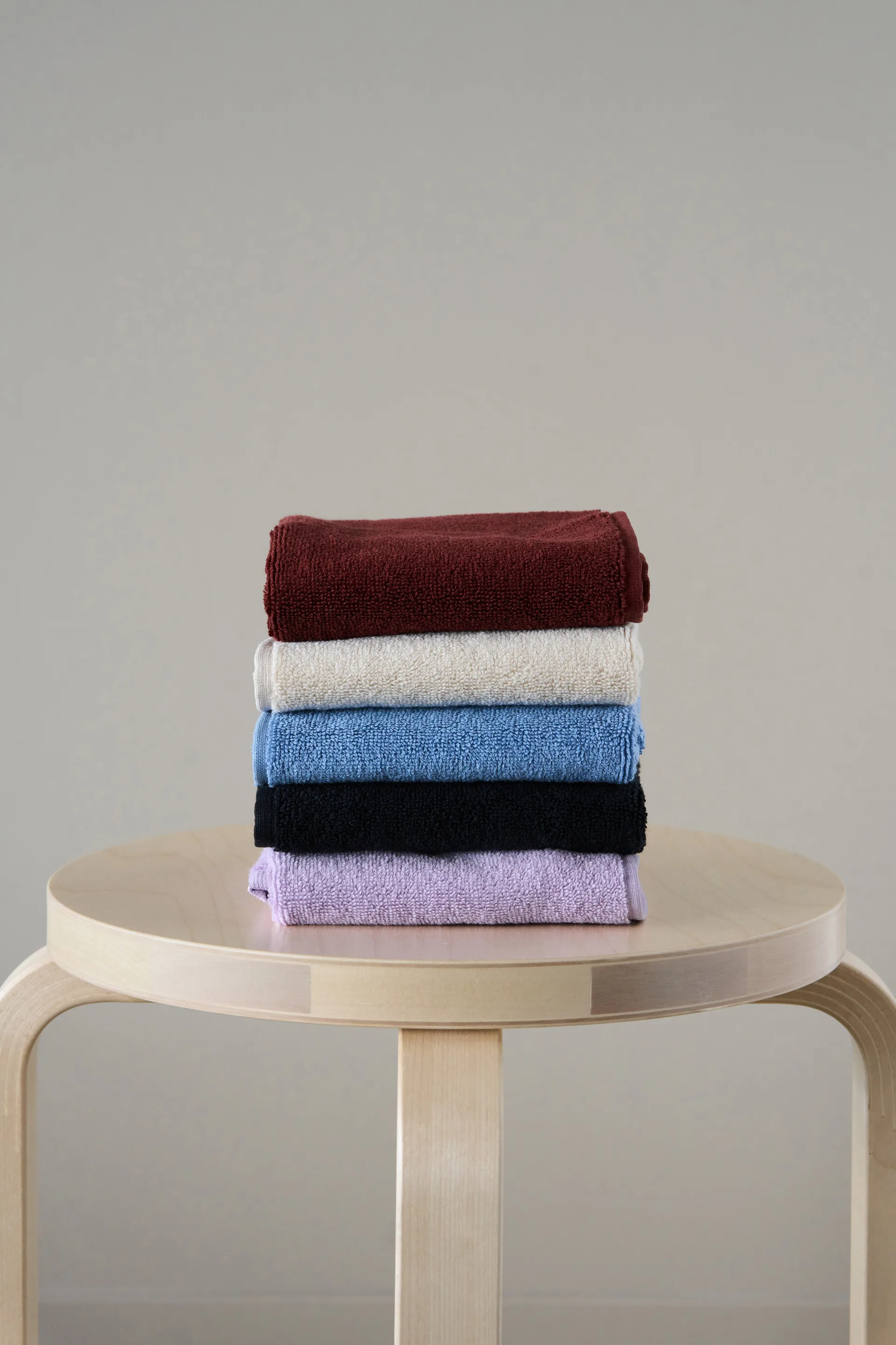 Drift towel 30x50 cm, Black Scandi Living