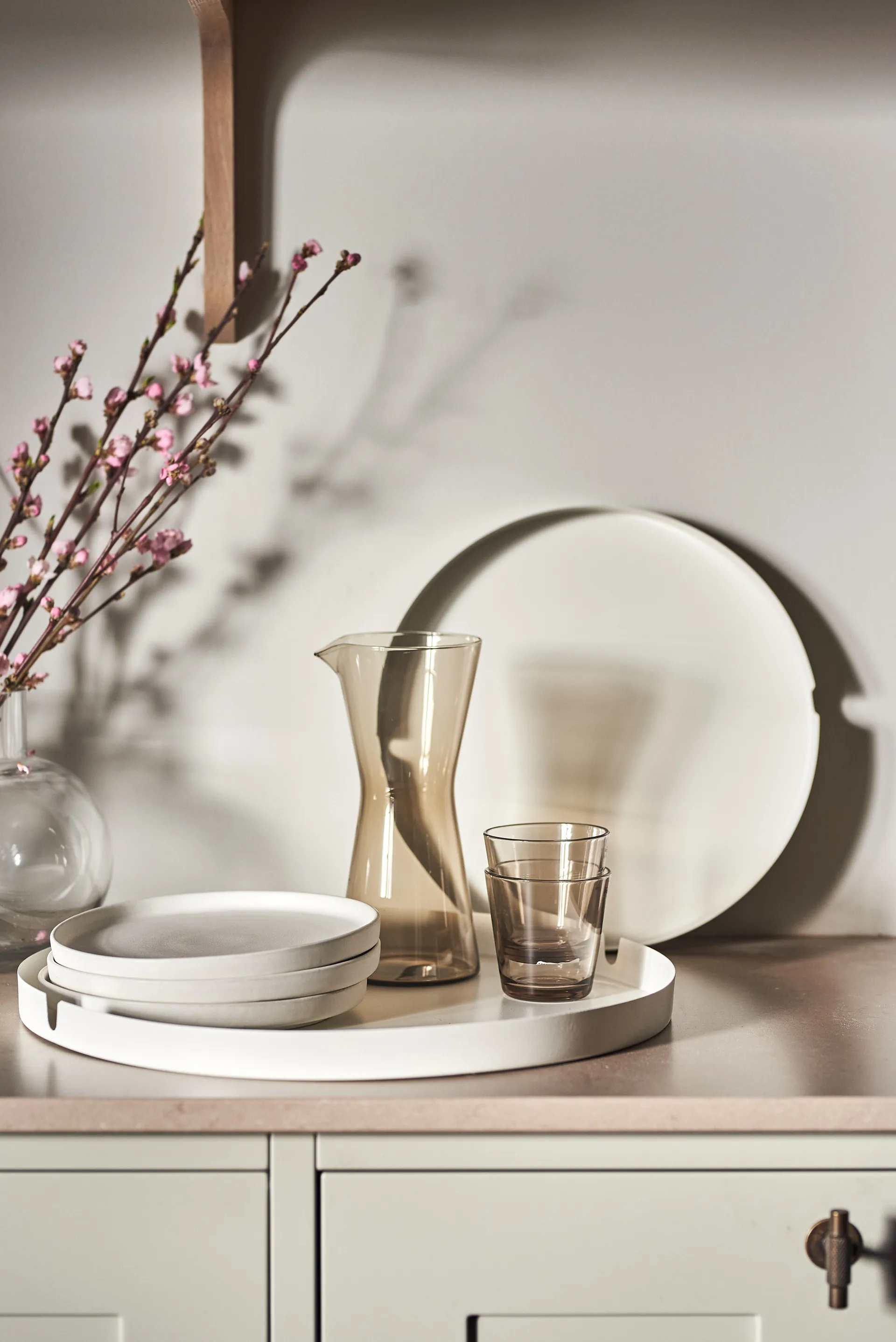 Edgy tray Ø30 cm, White Scandi Living