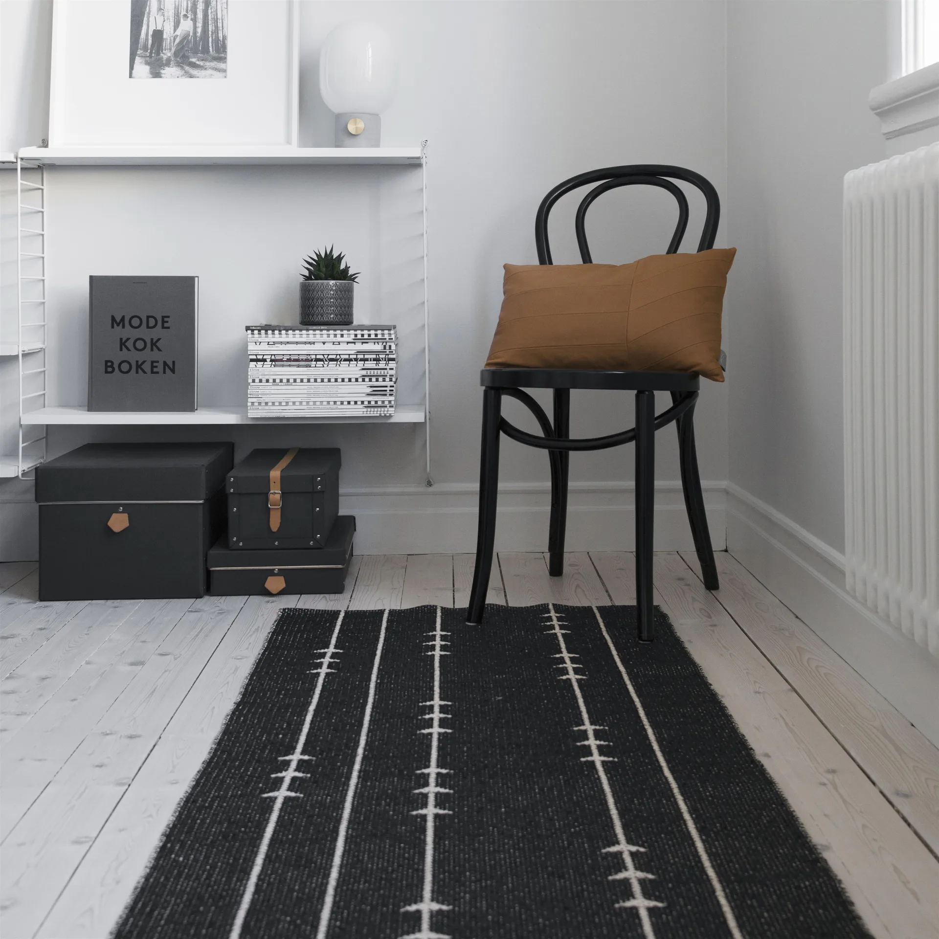 Fir rug nude-black, 70x150 cm Scandi Living