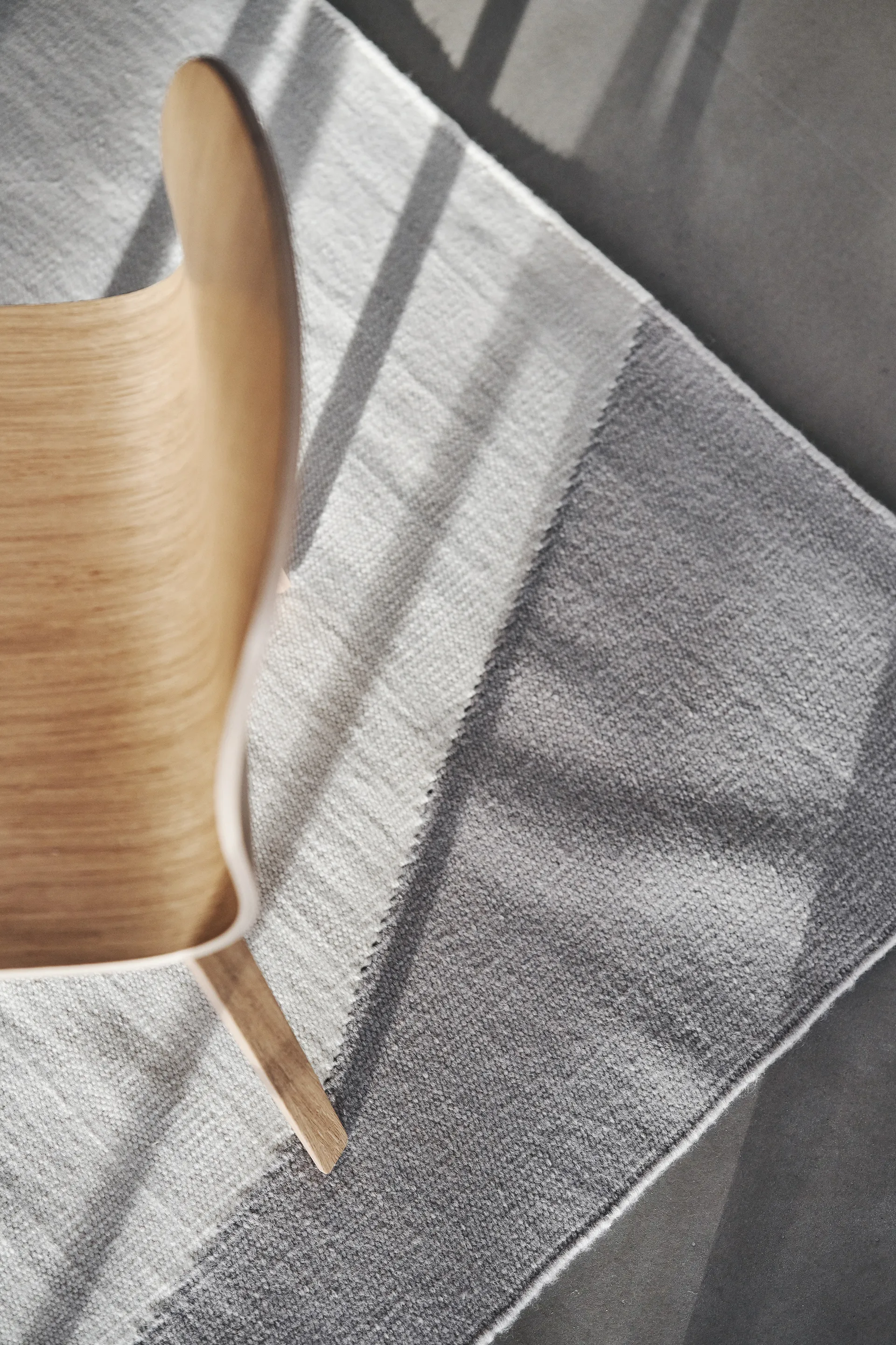 Flow kelim rug white-grey, 170x240 cm Scandi Living