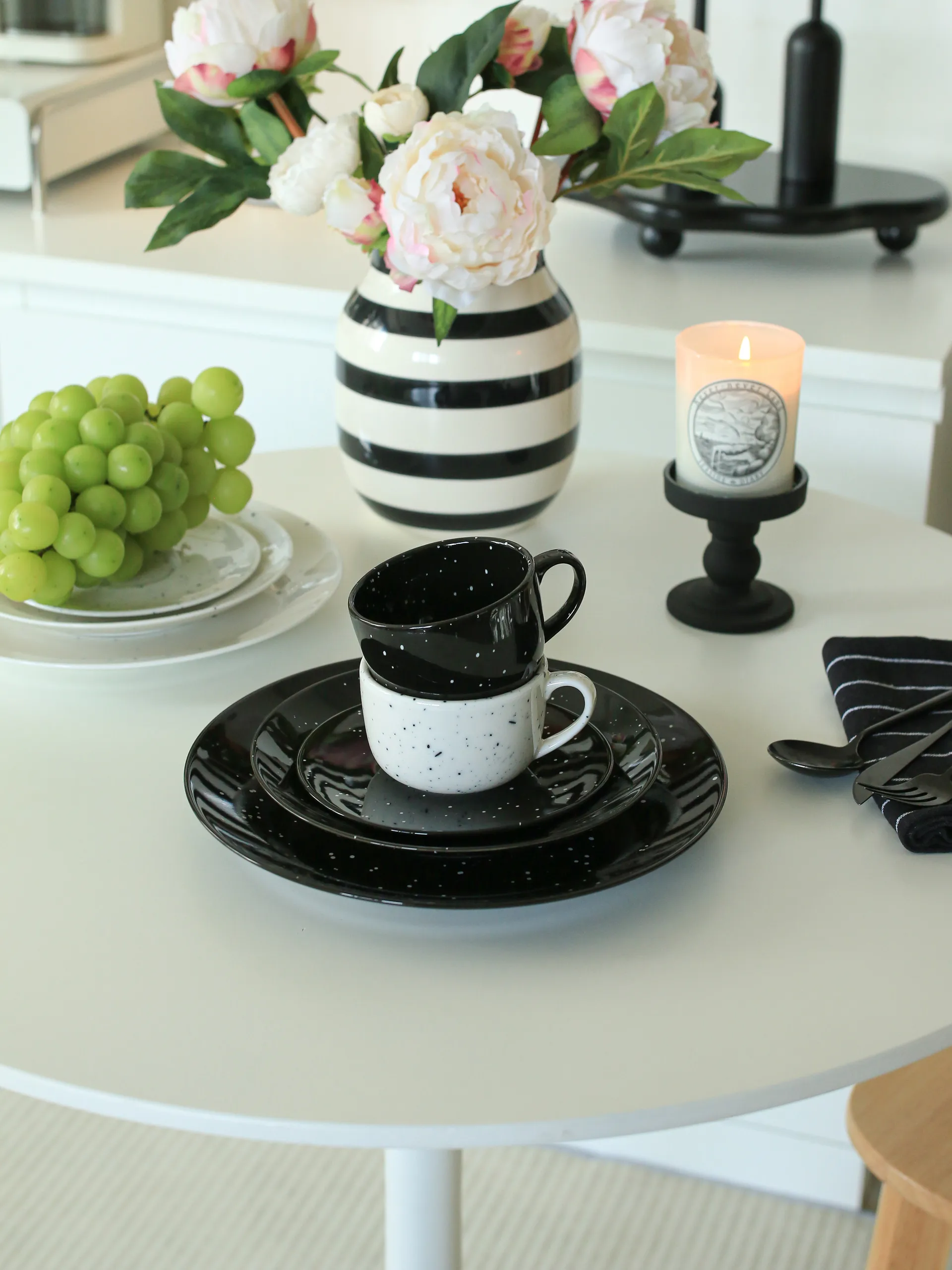 Freckle starter set 18 pieces - Black Scandi Living