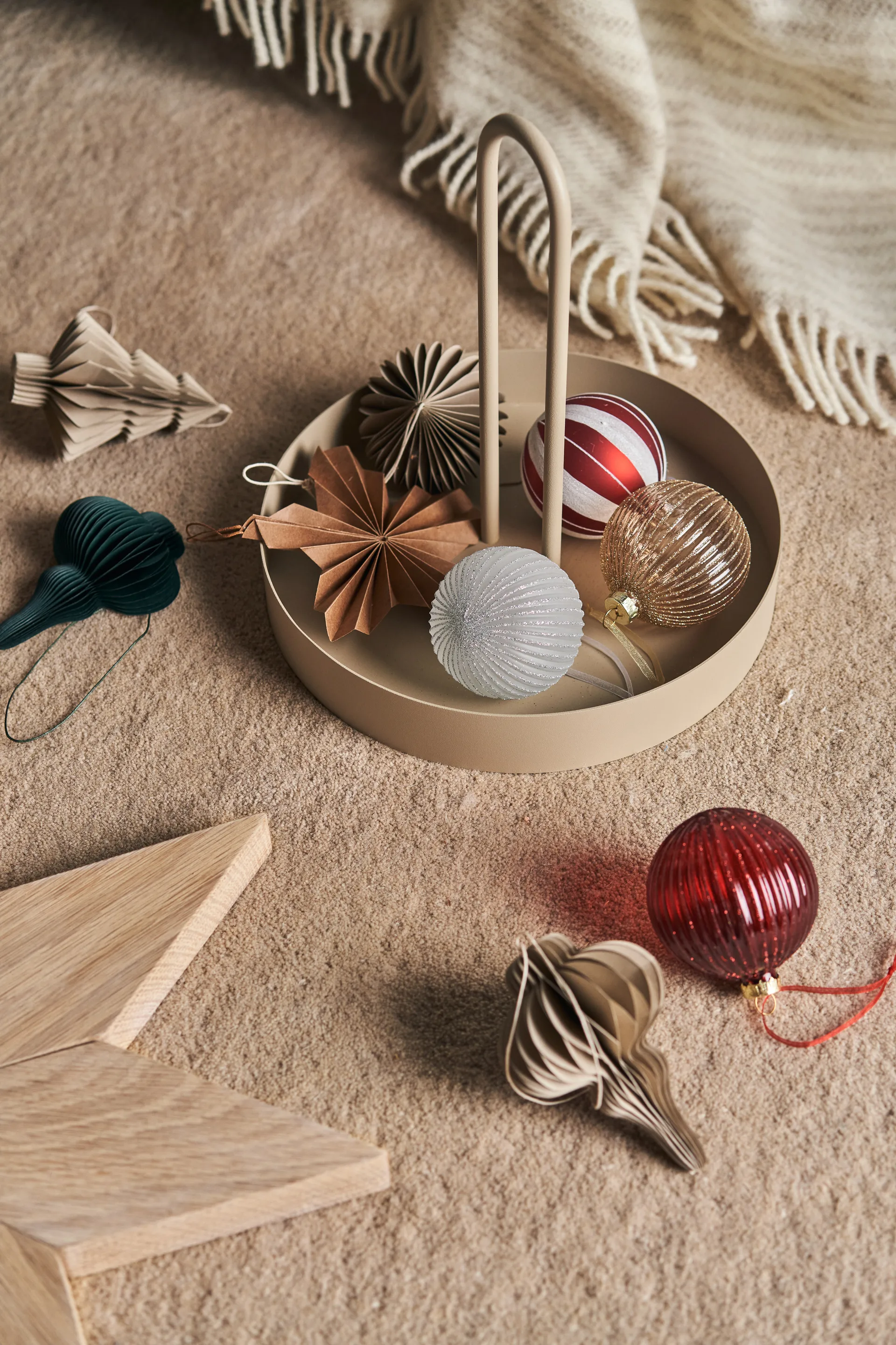 Holiday baubles 6-pack, White Scandi Living