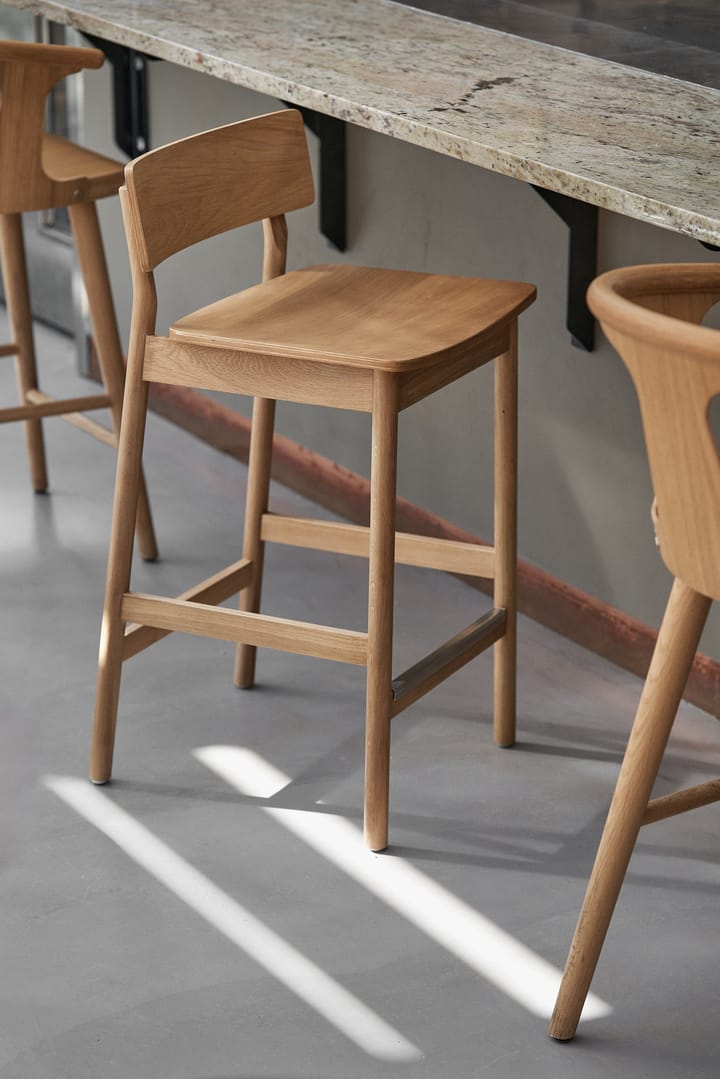 Horizon bar stool 87 cm - Laqurered oak - Scandi Living