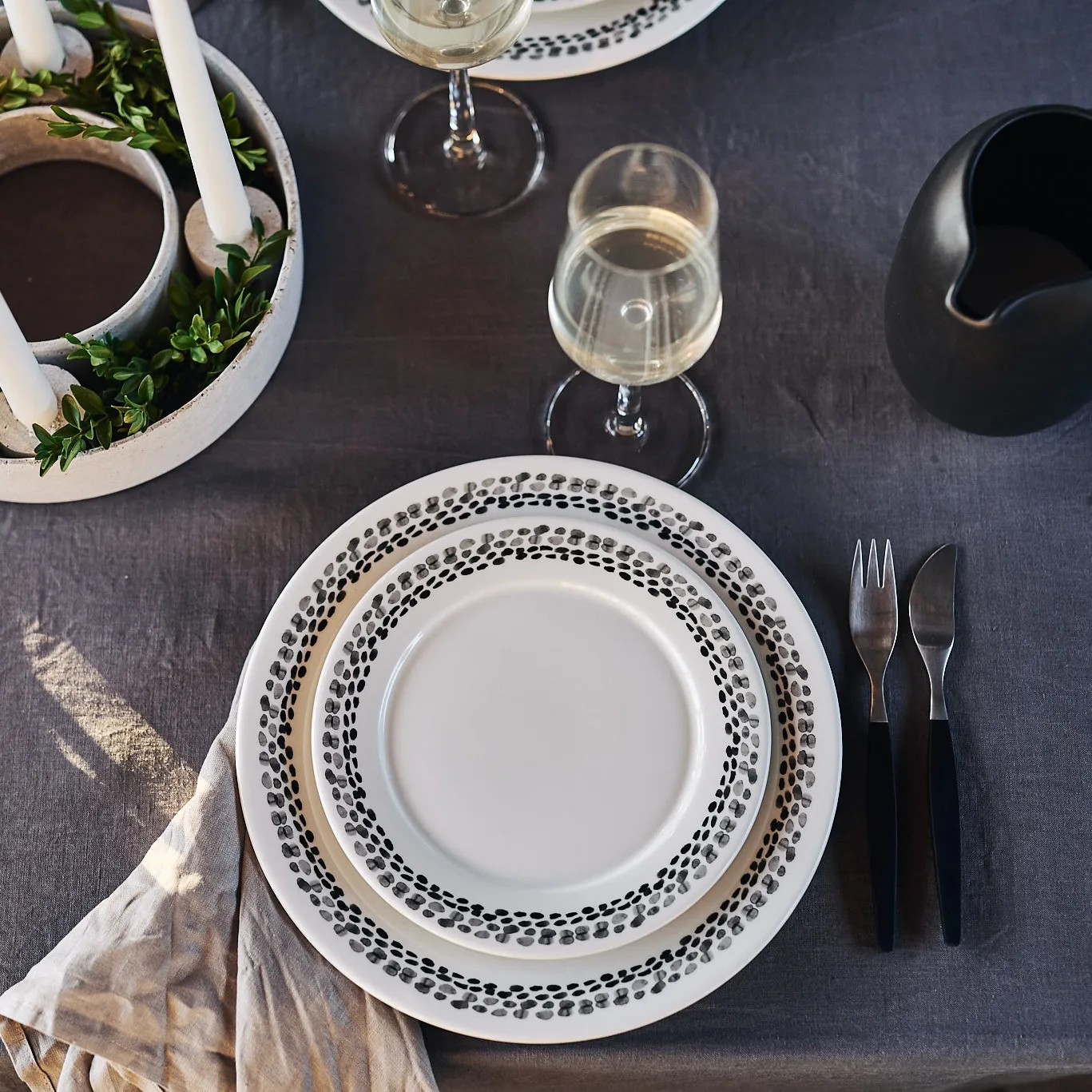 Klappersten side plate 21 cm 4-pack, black and white Scandi Living