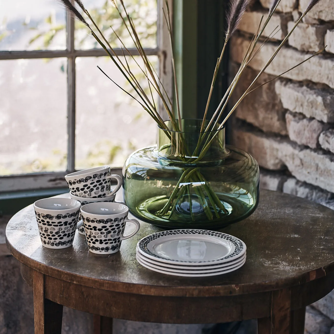 Klappersten side plate 21 cm 4-pack, black and white Scandi Living