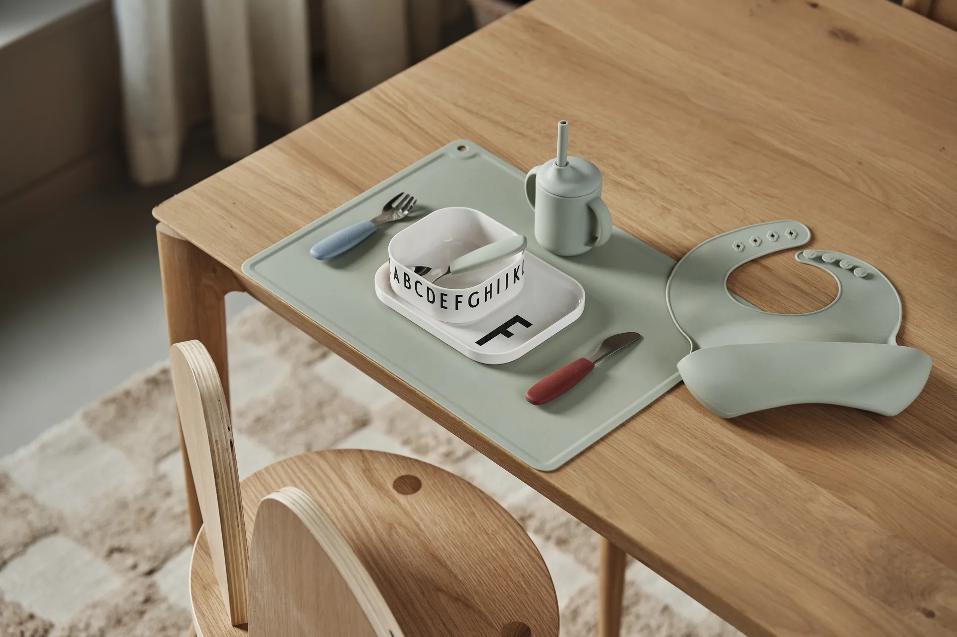 Loula silicone coaster, Green Scandi Living