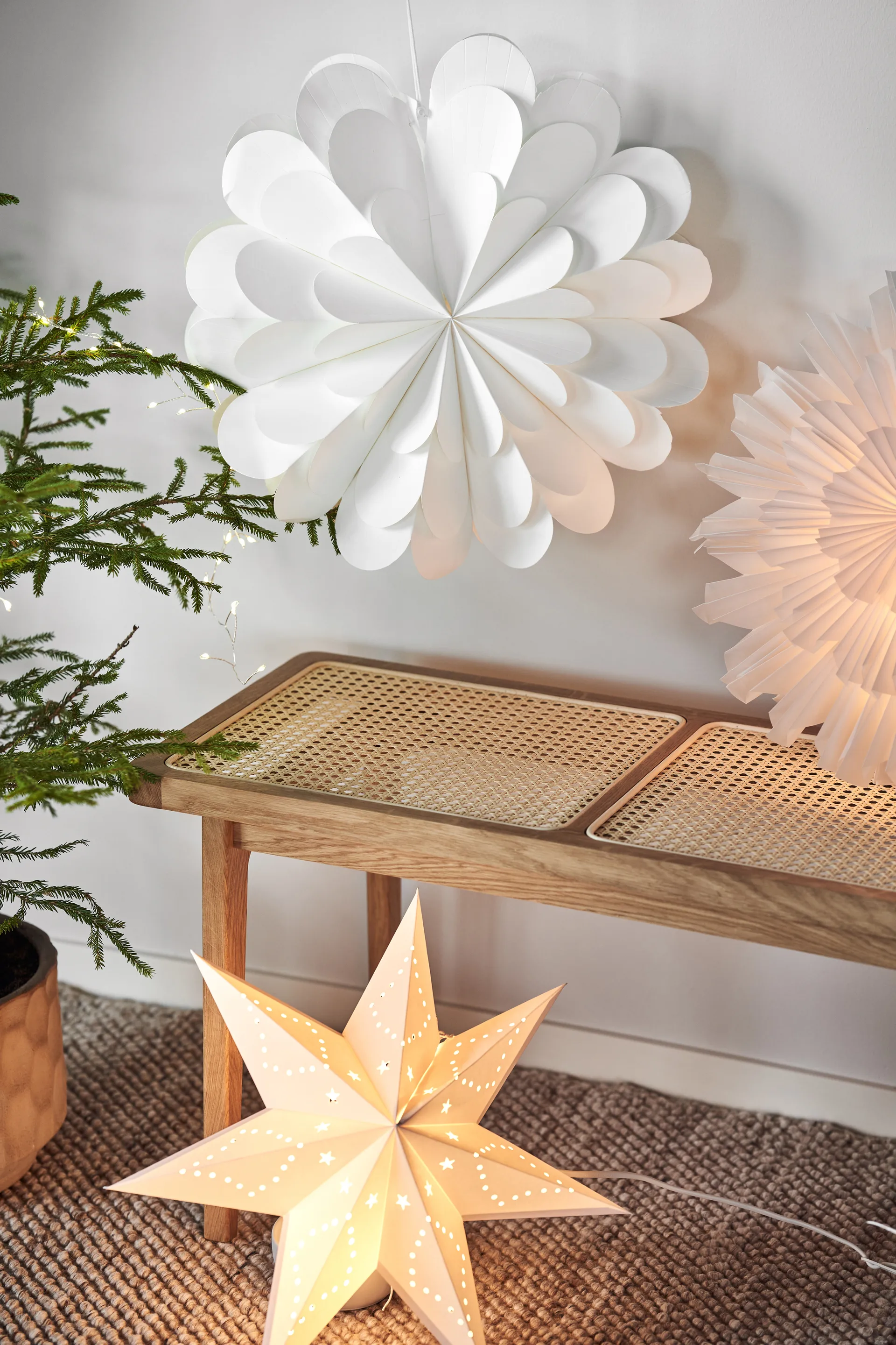 Lucia Christmas star 45 cm, White Scandi Living