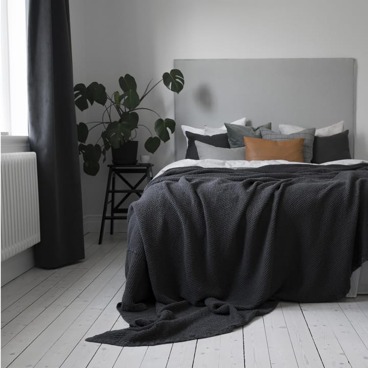 Moss bed spread 160x260 cm - charcoal (grey) - Scandi Living