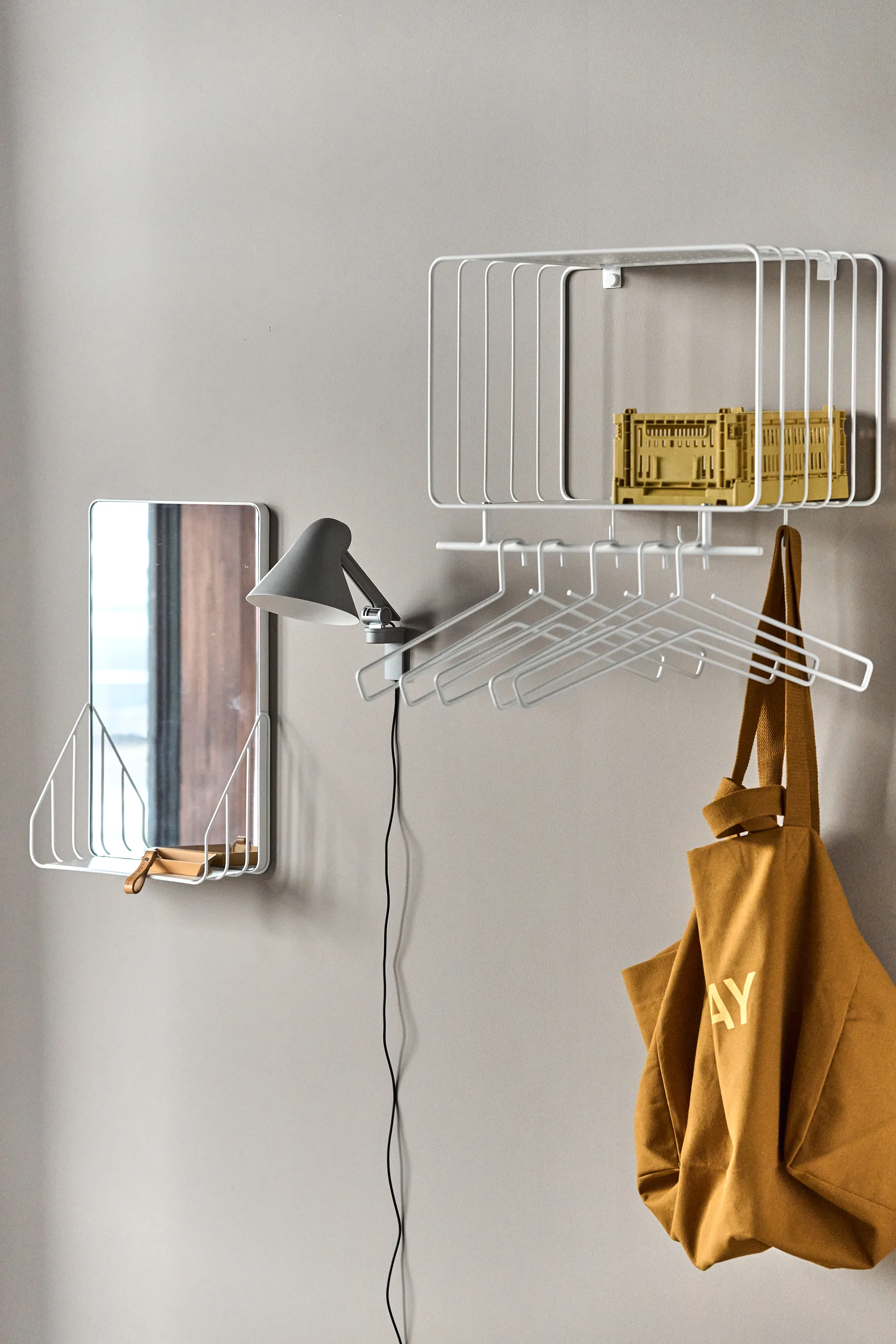 Nod mirror with shelf 30x50 cm, White Scandi Living