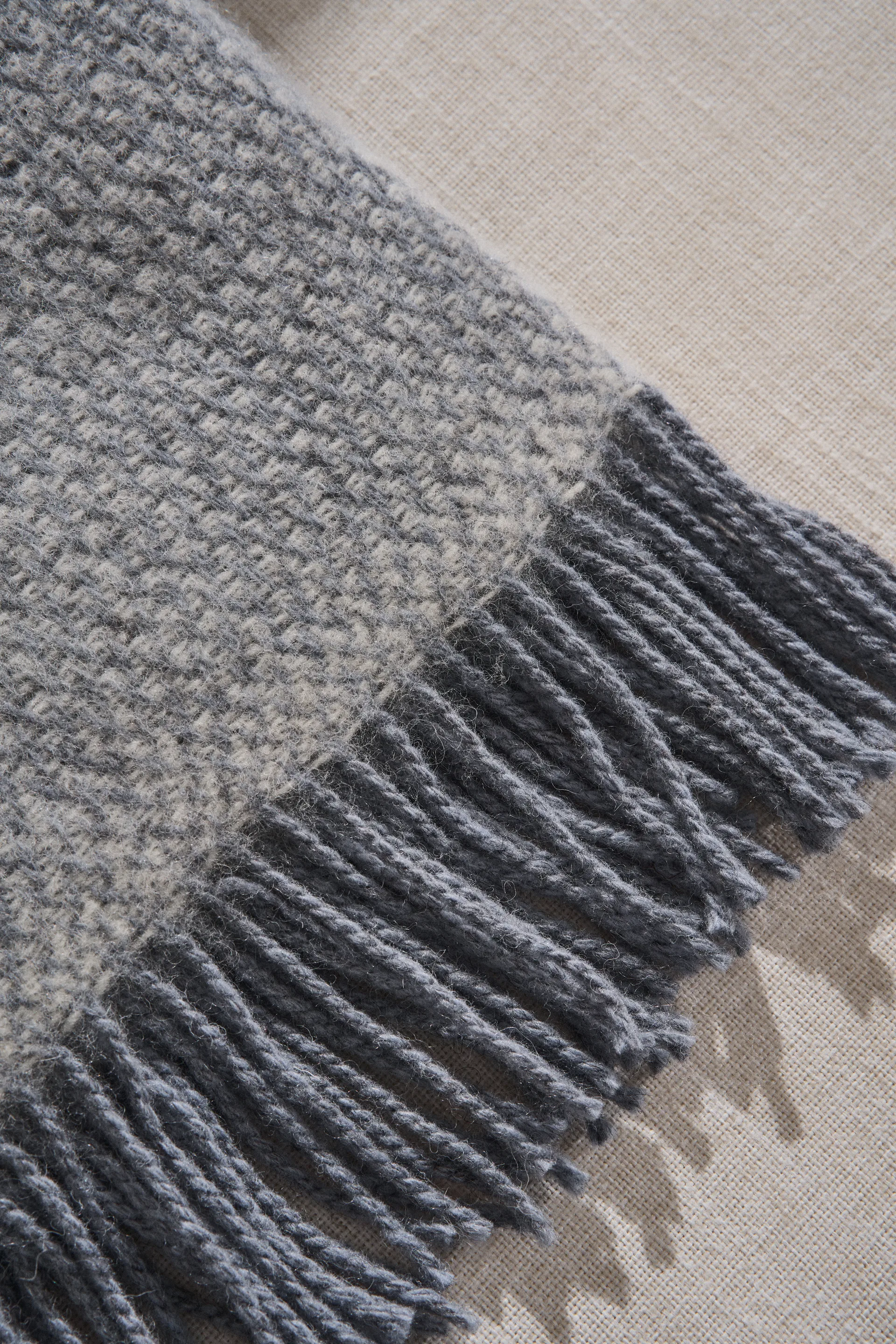 Sandstone wool throw 130x180 cm, Dove Blue Melange Scandi Living