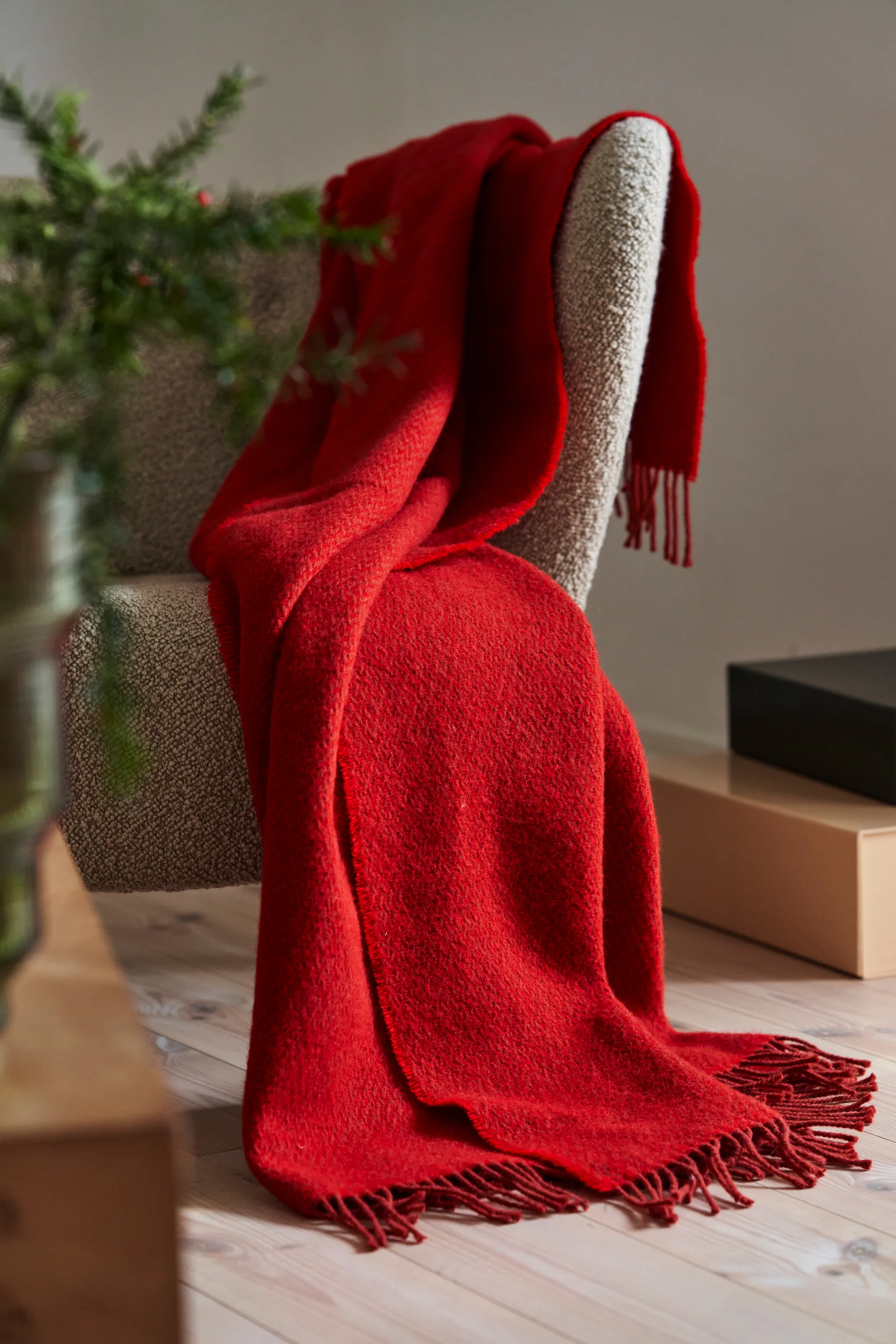 Sandstone wool throw 130x180 cm, Red Scandi Living