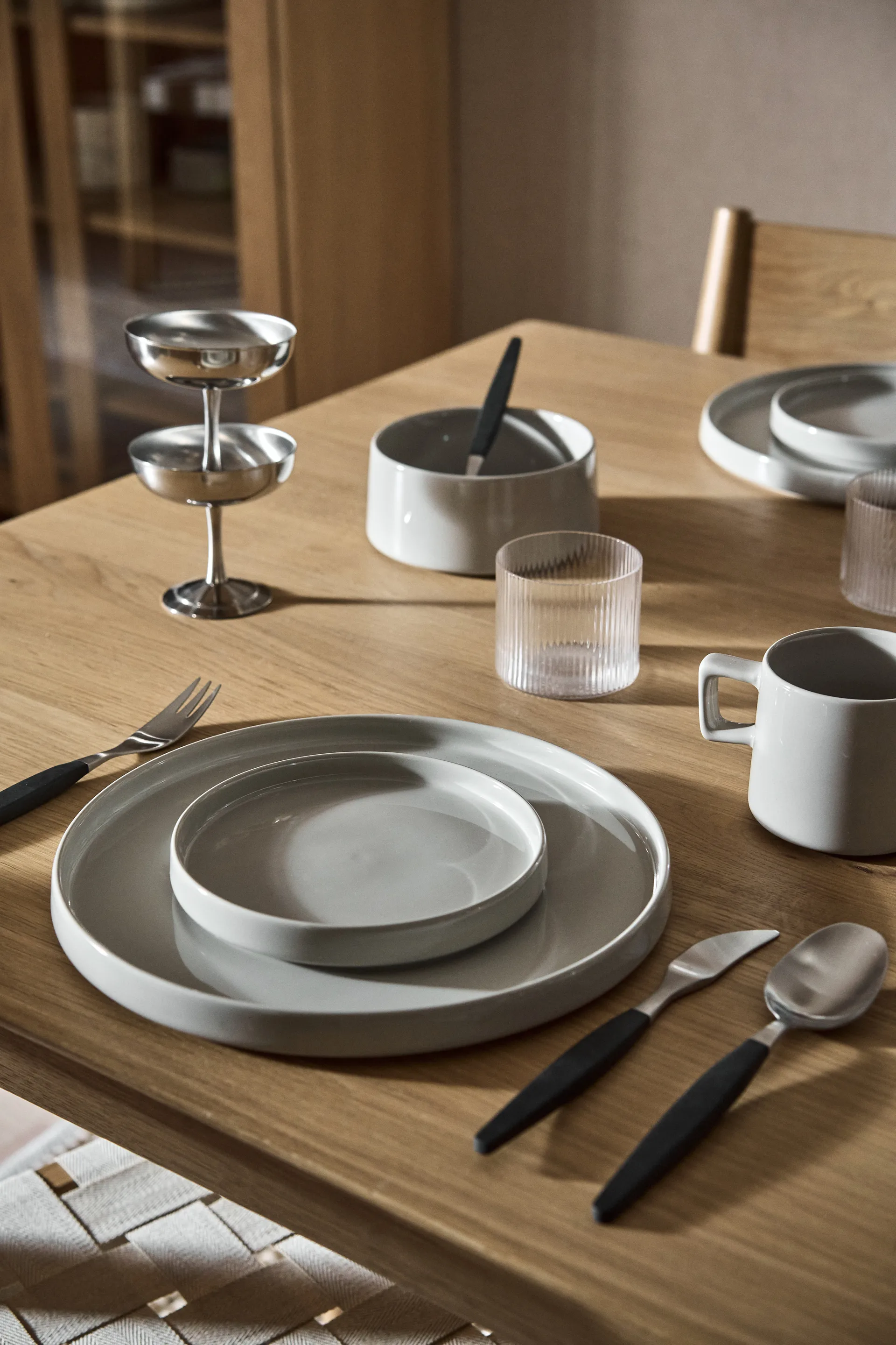 Taper dinnerware set 12 pieces - Light grey Scandi Living