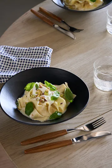 Terra pasta plate - Black stoneware, Ø22,5 cm - Scandi Living