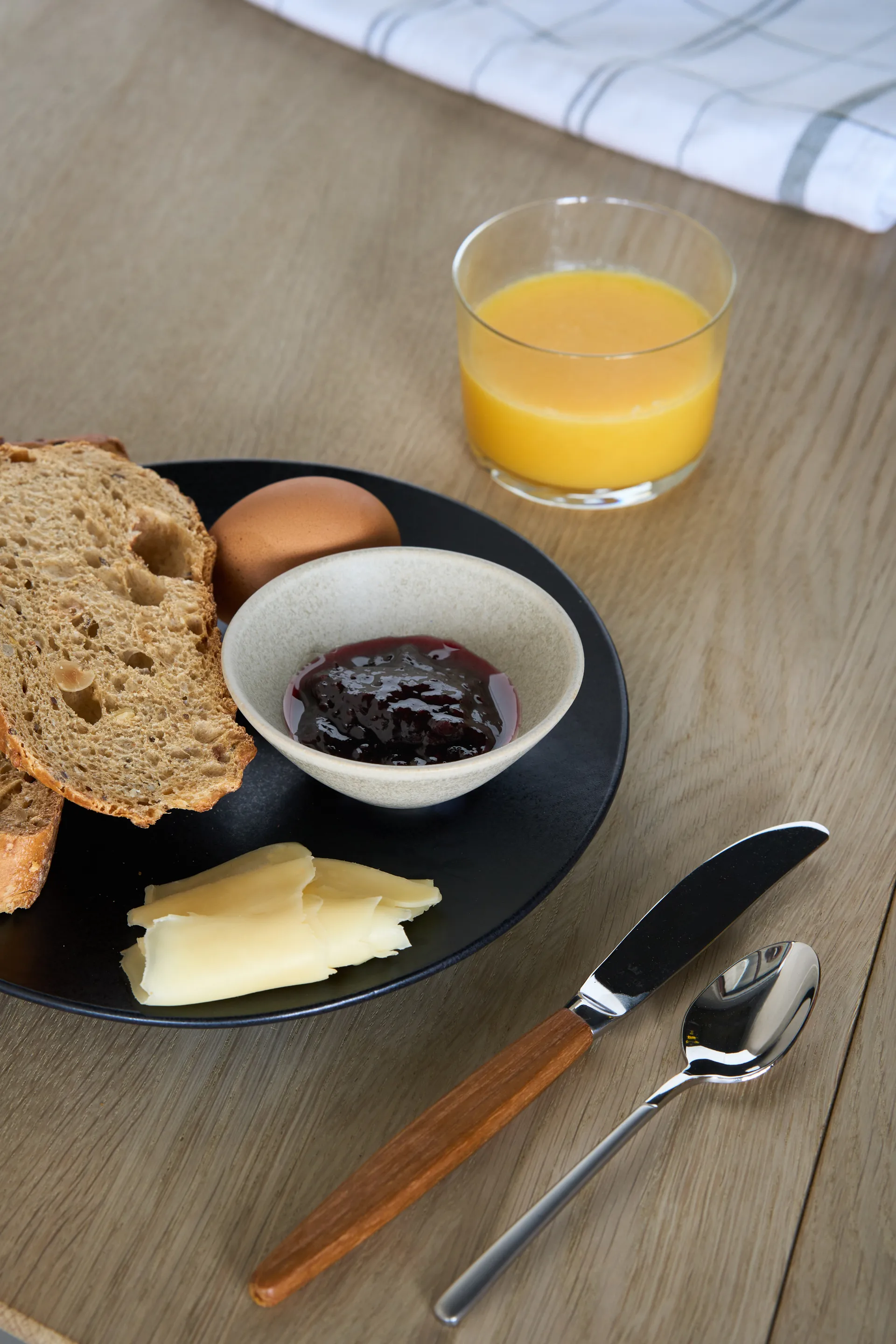 Terra side plate, Black stoneware, Ø22 cm Scandi Living
