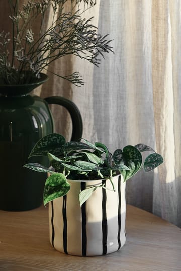 Thrive flowerpot Ø16 cm - White-black - Scandi Living