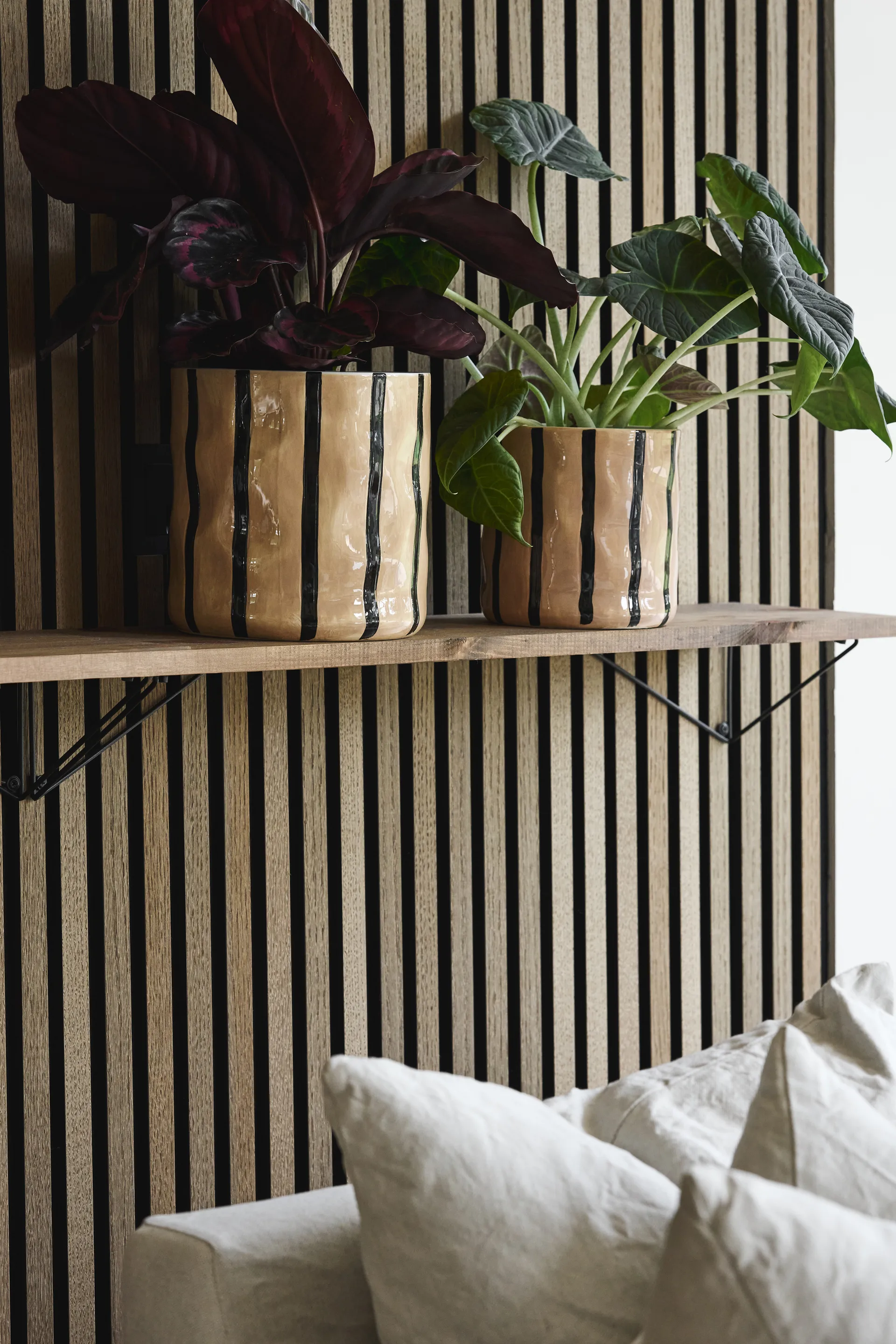 Thrive flowerpot Ø20 cm, Beige-Black Scandi Living