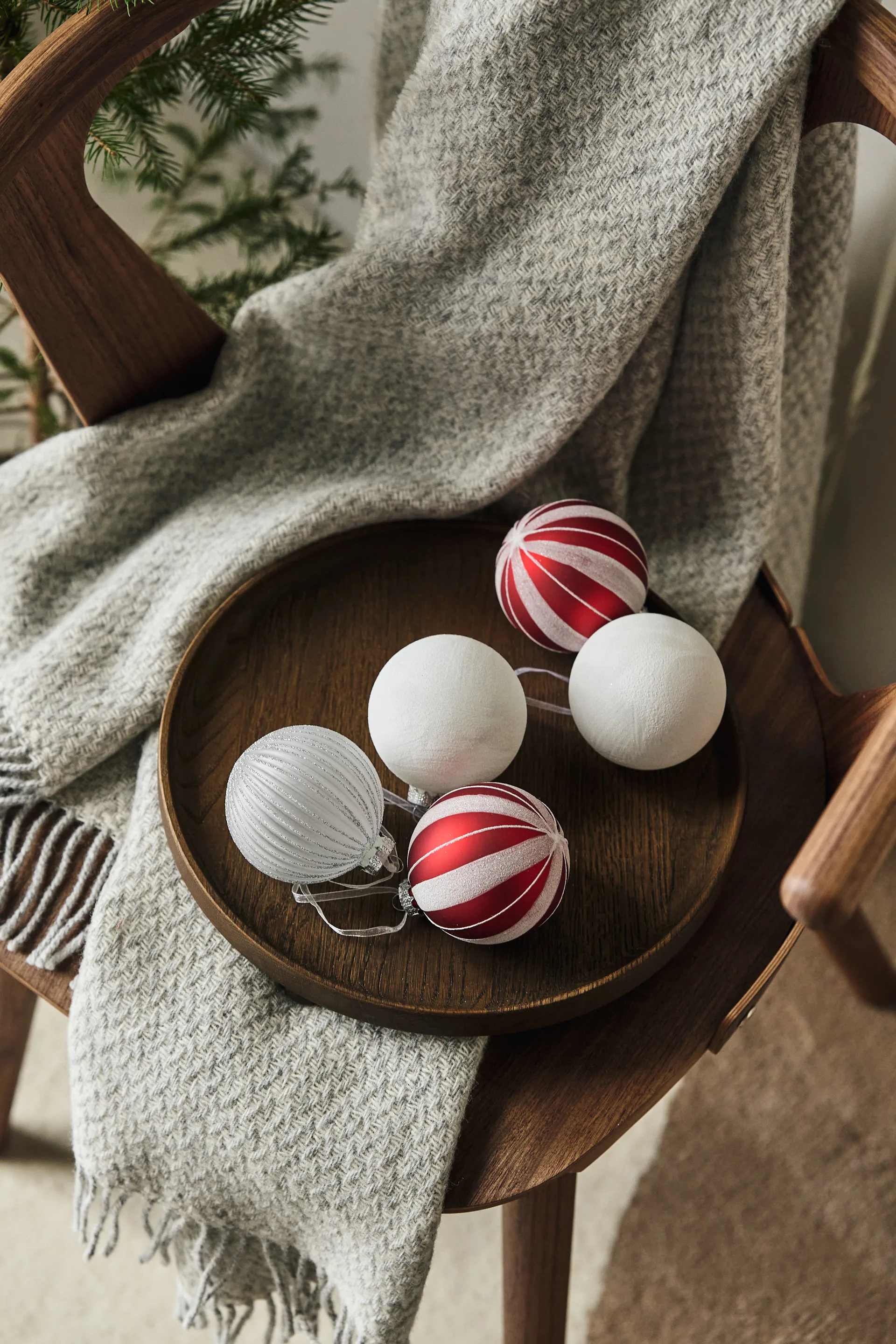 Tradition baubles 6-pack, Red/white Scandi Living