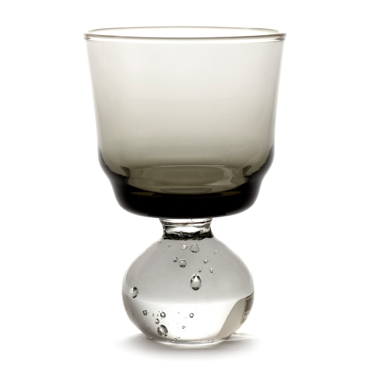 Serax Eternal snow stem glass M 6.3 cm Smoky grey | Scandinavian Design | Drinking glasses & tumblers | Grey