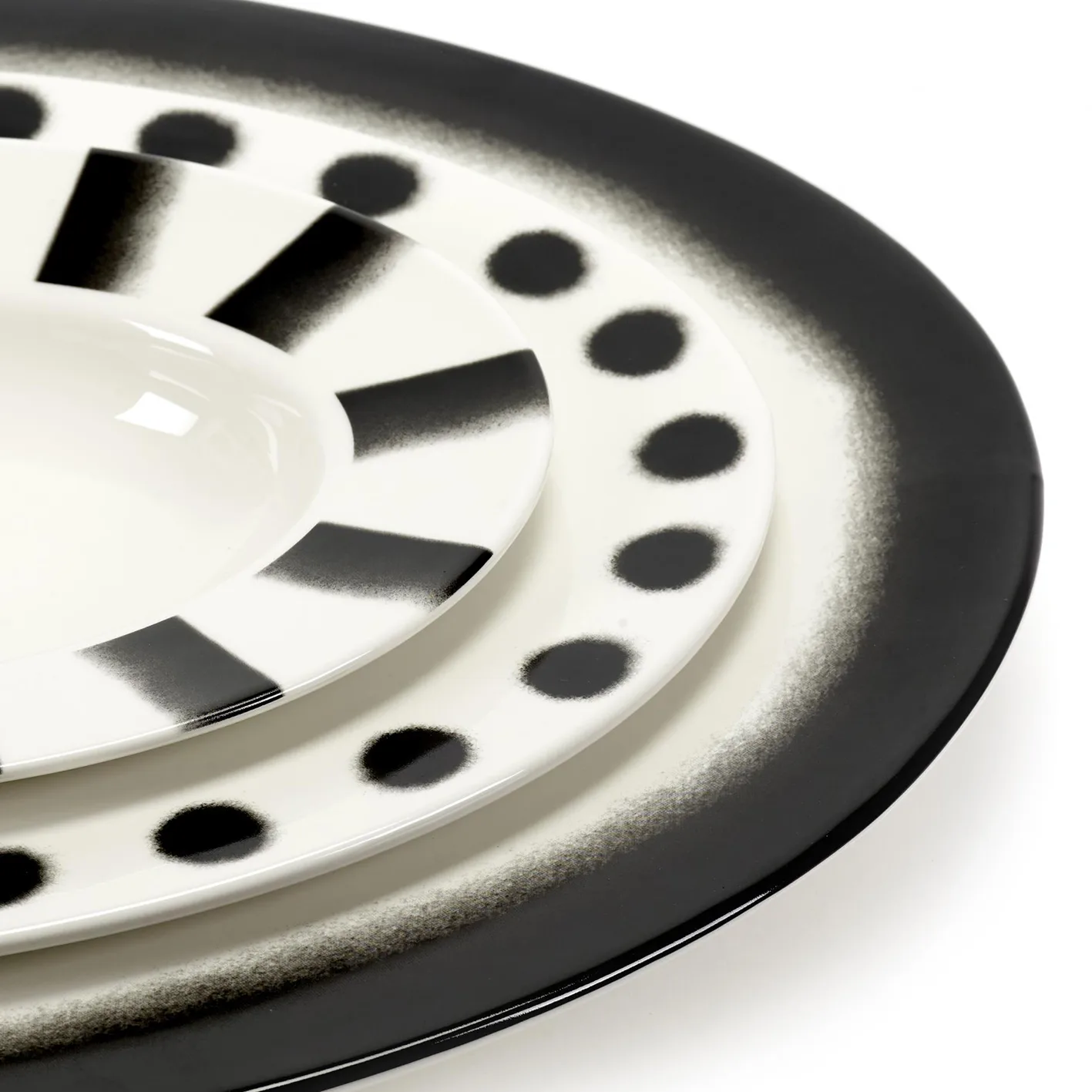 Pasta & Pasta oval plate S, lines Serax