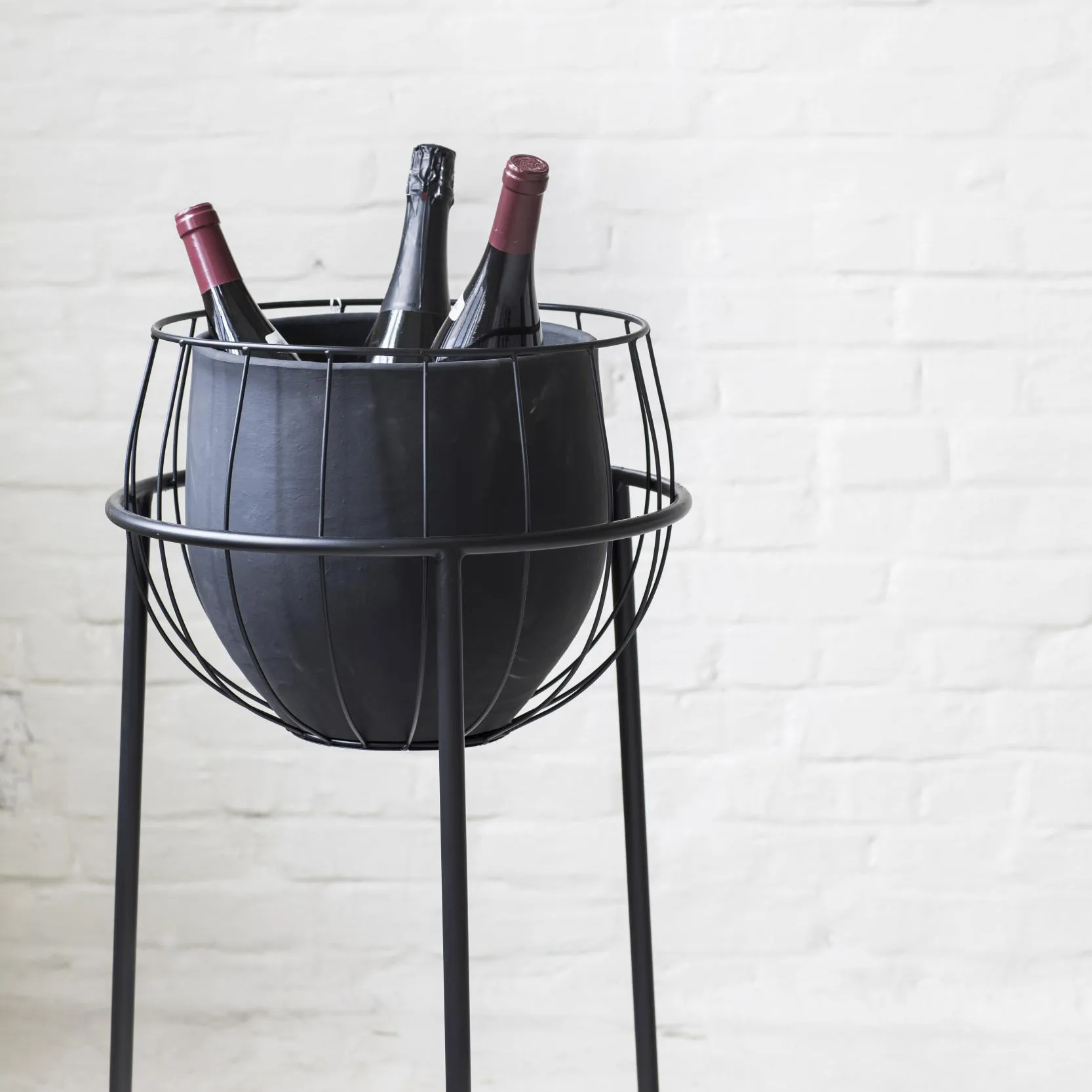 Serax flower pot with base, black Serax
