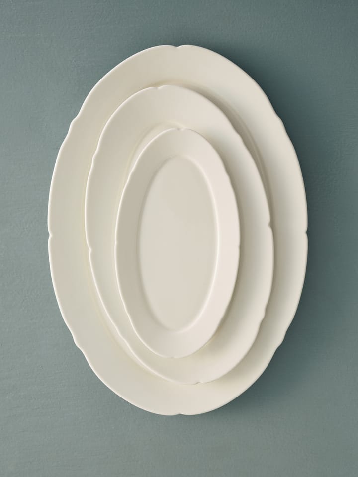 Silhouette oval plate L 21x30 cm, White Serax