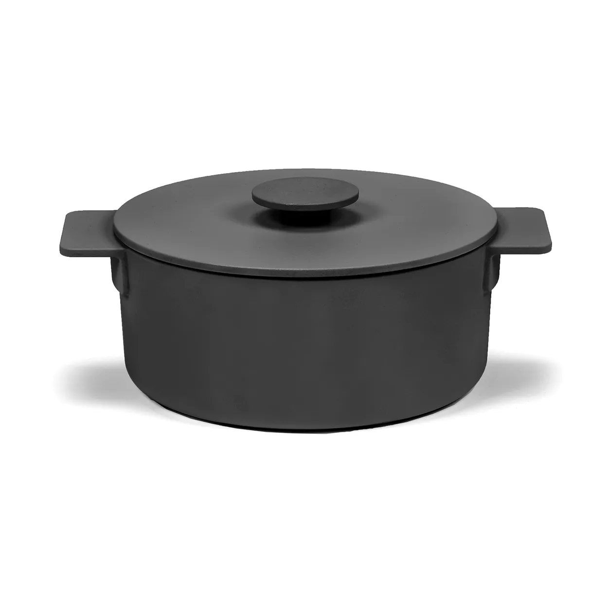 Serax Surface cast iron casserole black 3 l | Scandinavian Design | Cooking pots & Casserole dishes | Black