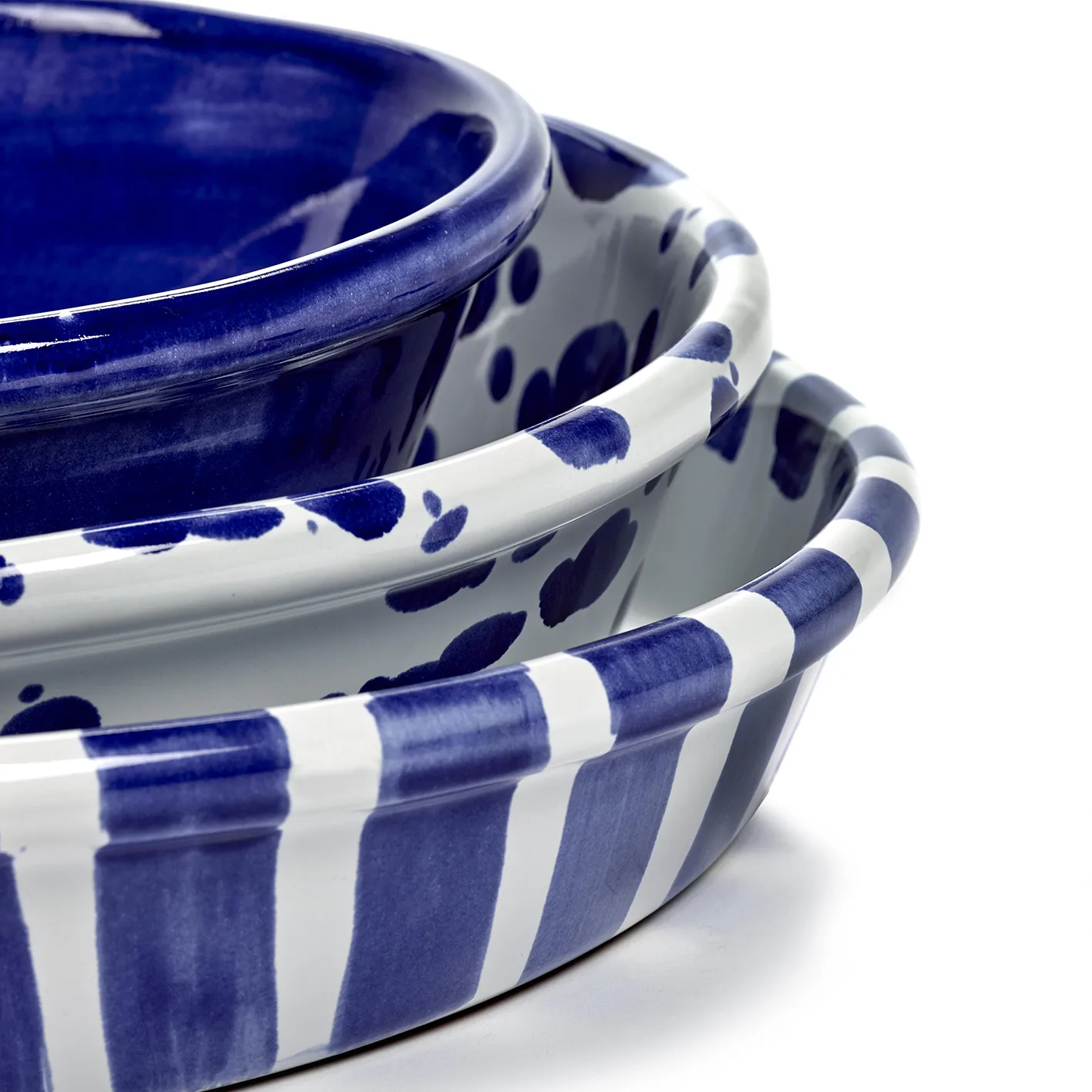 Table Nomade salad bowl M, white-blue Serax