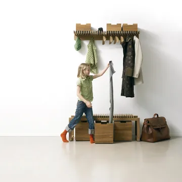 Cutter Wardrobe coat rack with shelf - Teak - Skagerak