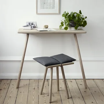 Georg stool - oak - Skagerak