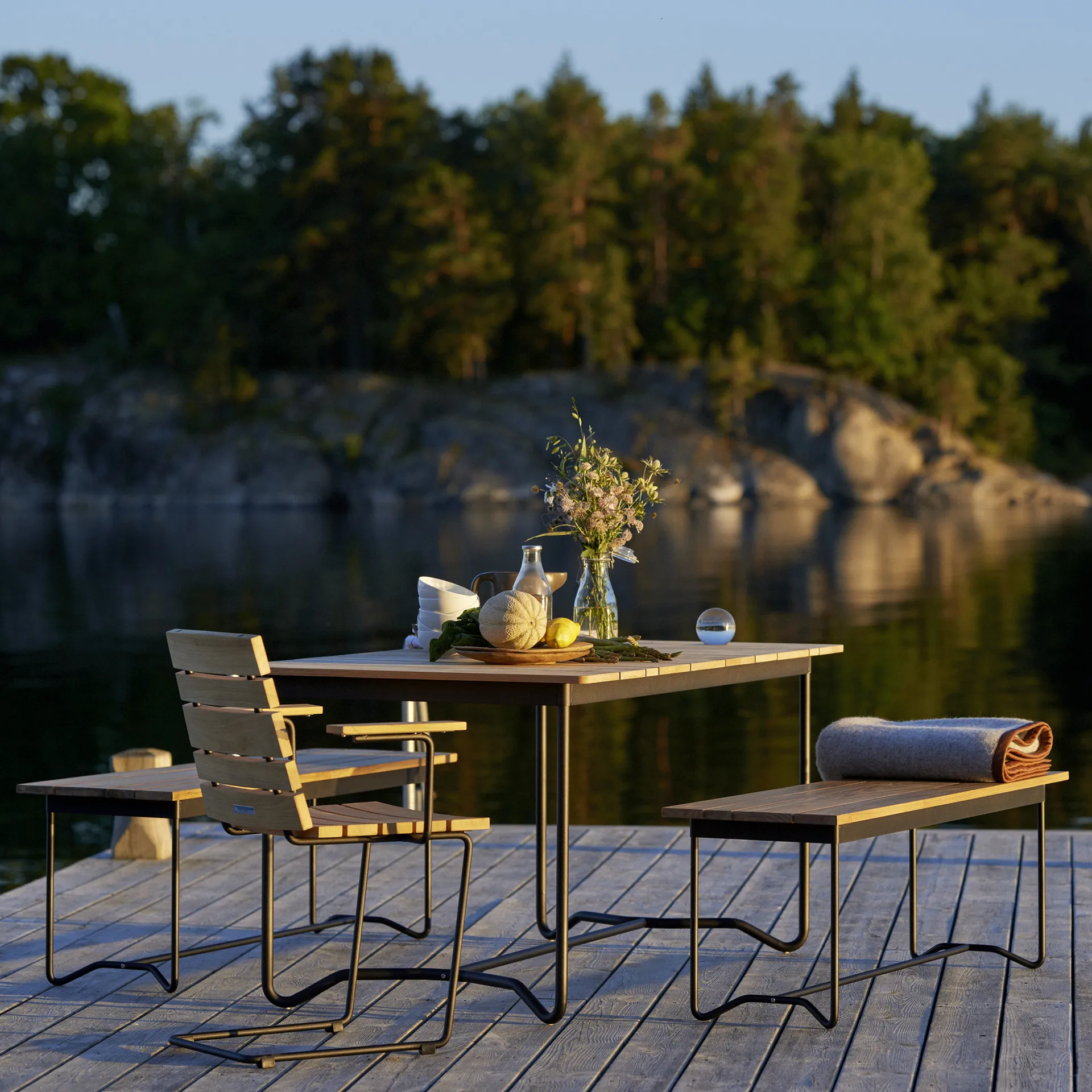 Grinda table, Teak, small, black frame Skargaarden