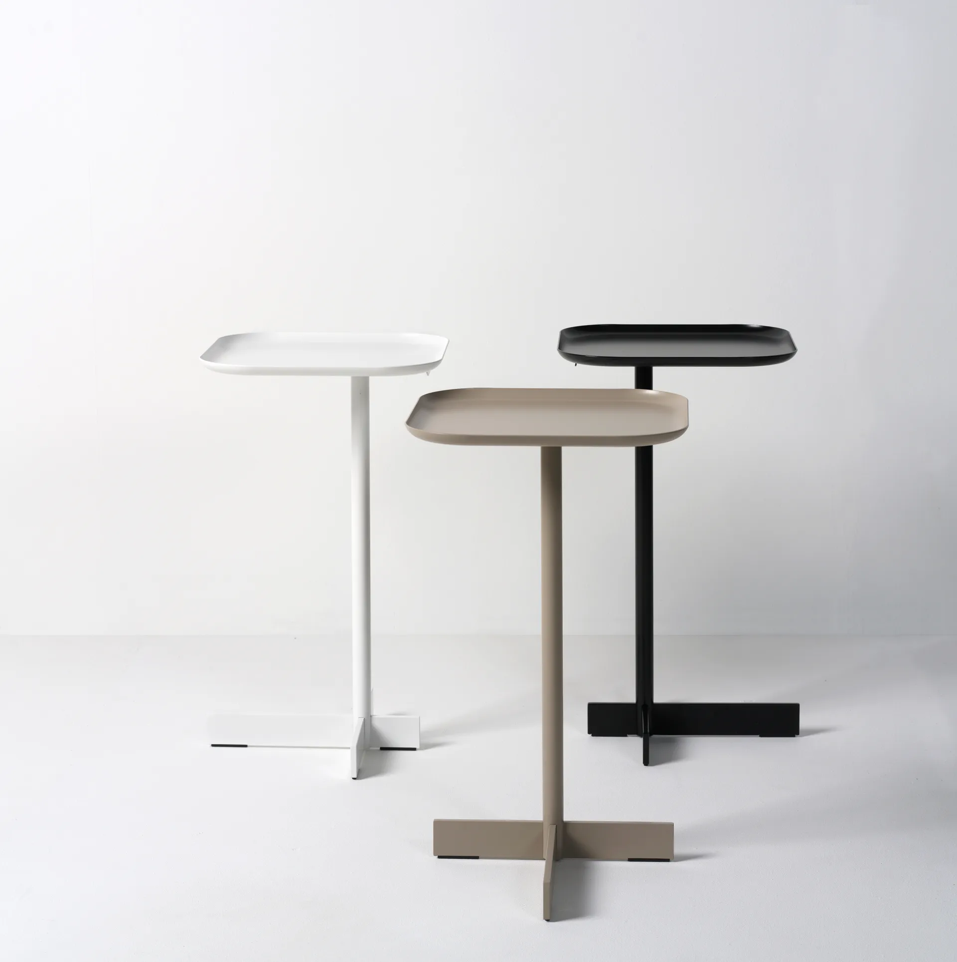 Ace side table 38x38 cm, Black SMD Design