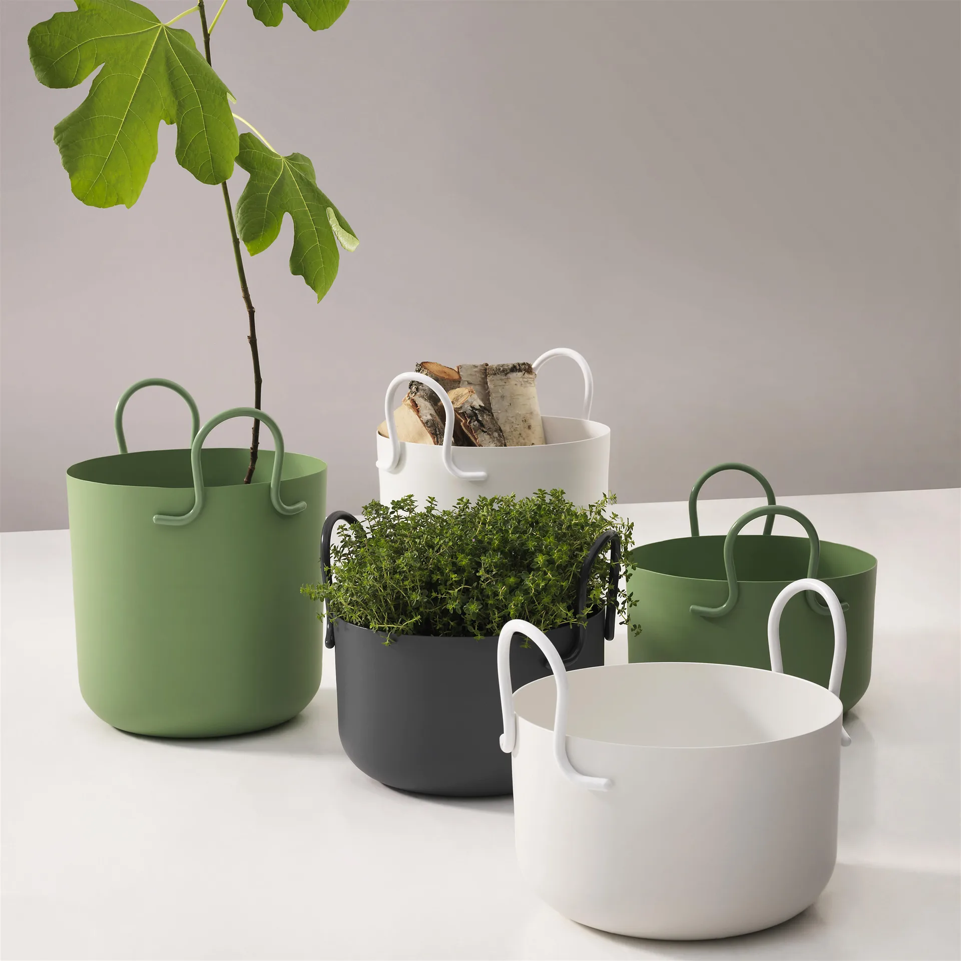 Tivoli flower pot Ø30 cm, white SMD Design