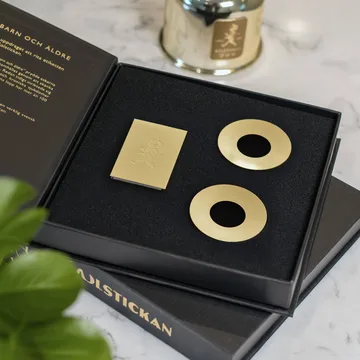 Solstickan anniversary box - 1 matchbox, 2 candle drip trays, brass - Solstickan Design