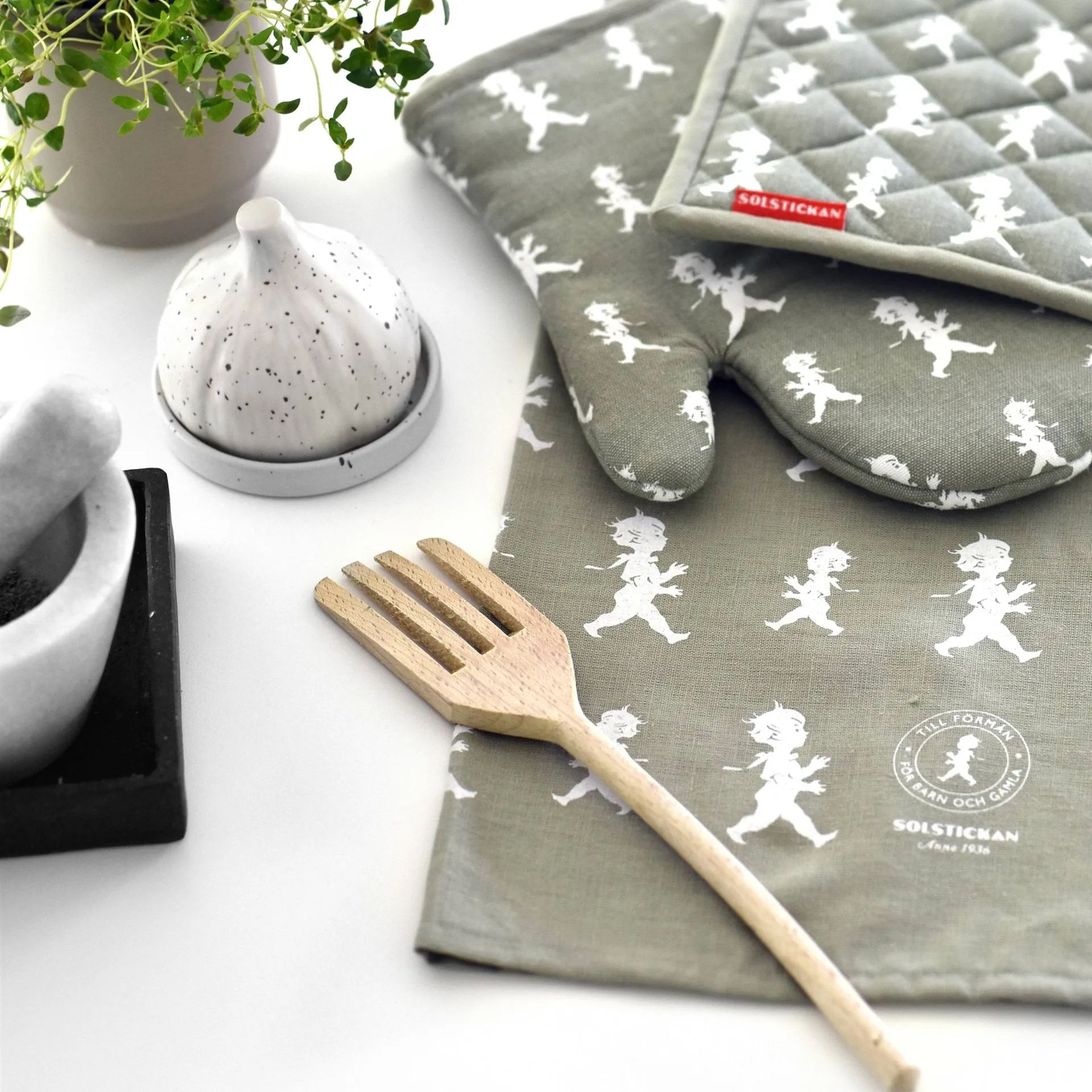 Solstickan tea towel 50x70 cm, Green-white Solstickan Design