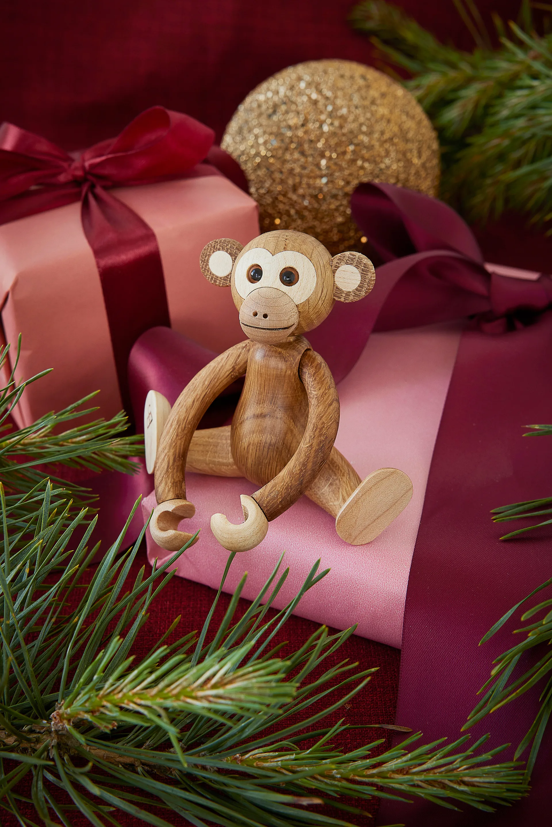 Jolly monkey decoration 11 cm, Oak Spring Copenhagen