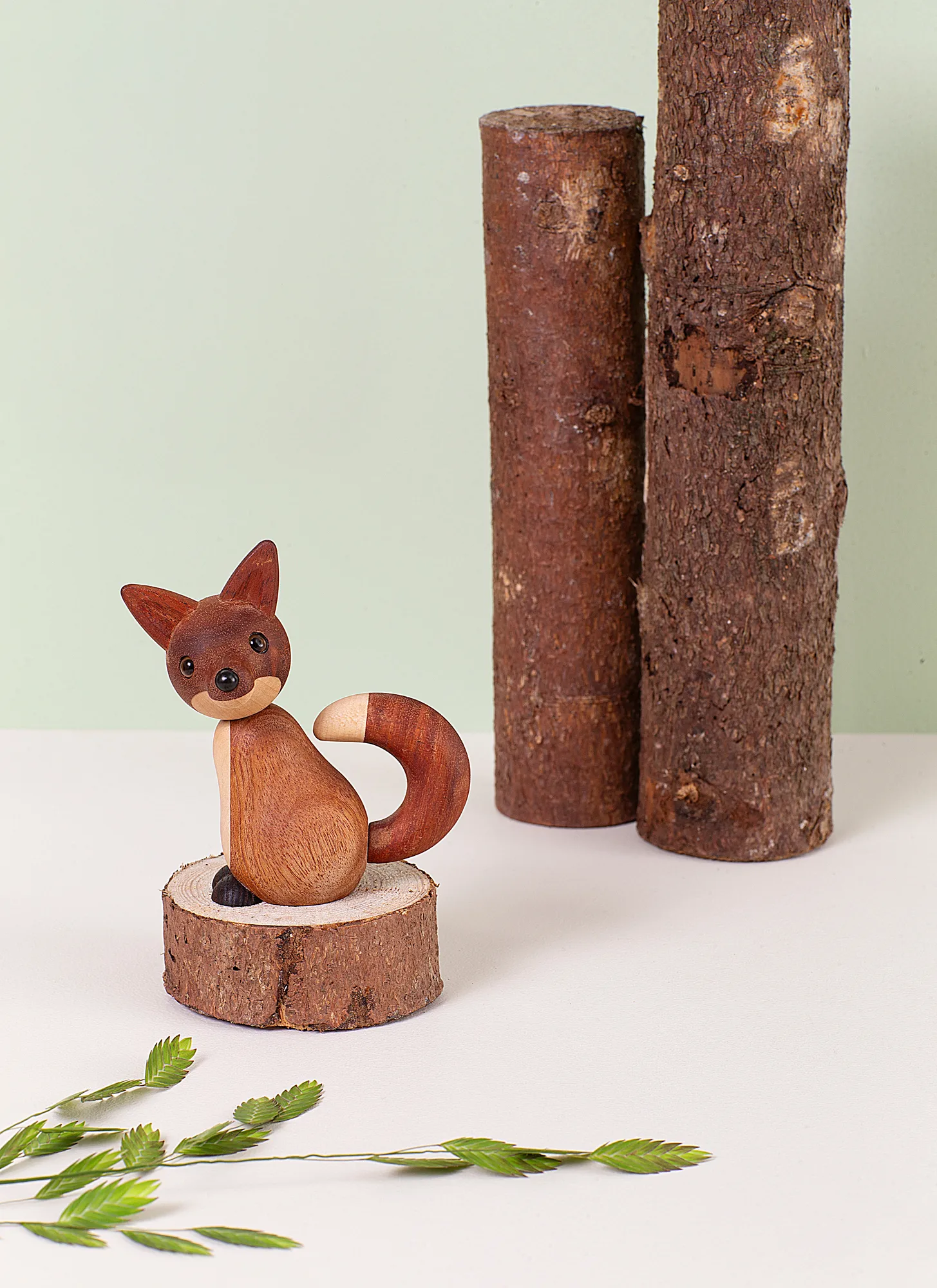Roxy fox decoration 10 cm, Mahogany Spring Copenhagen