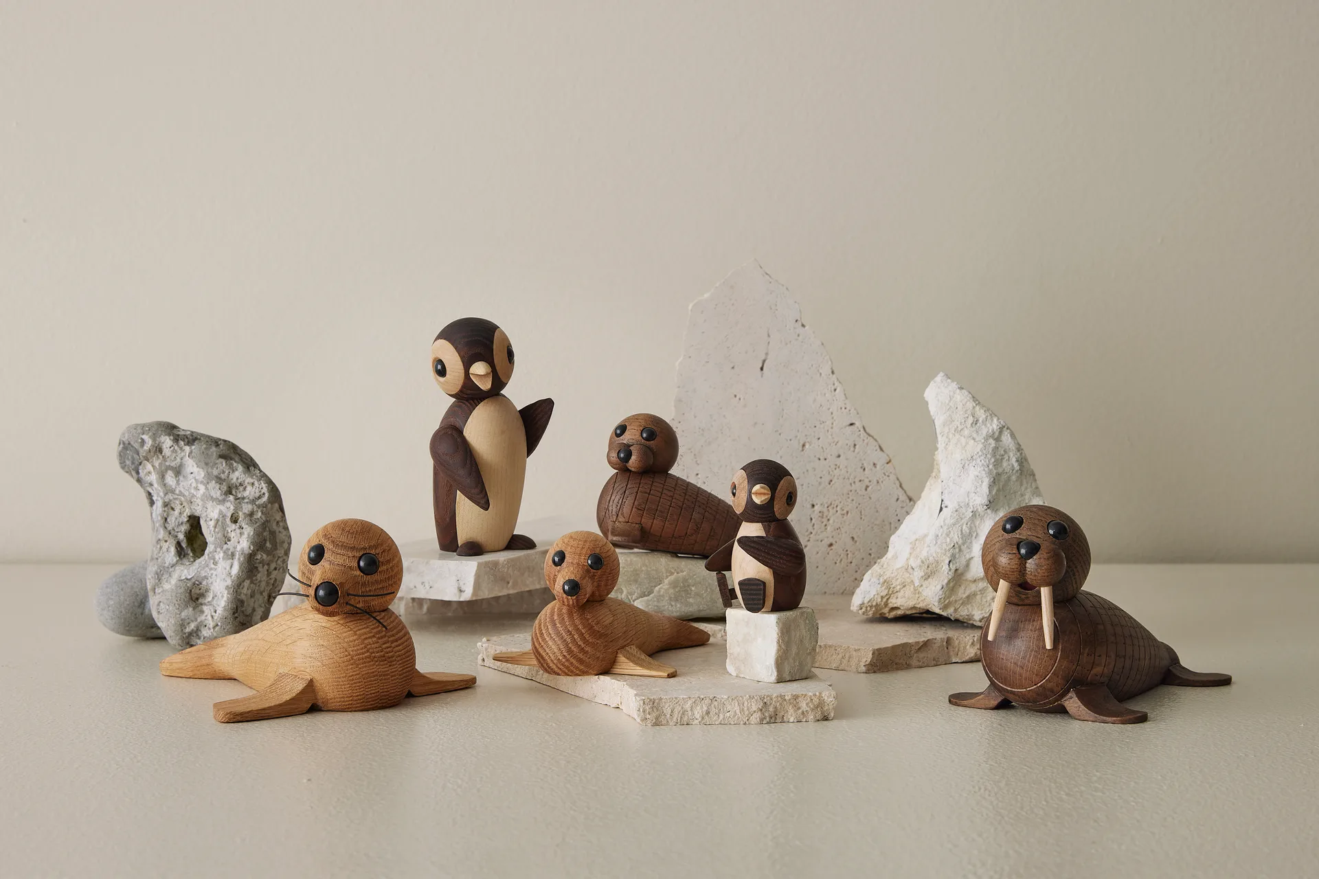 Snow Penguin chick decoration 7 cm, Brown Spring Copenhagen