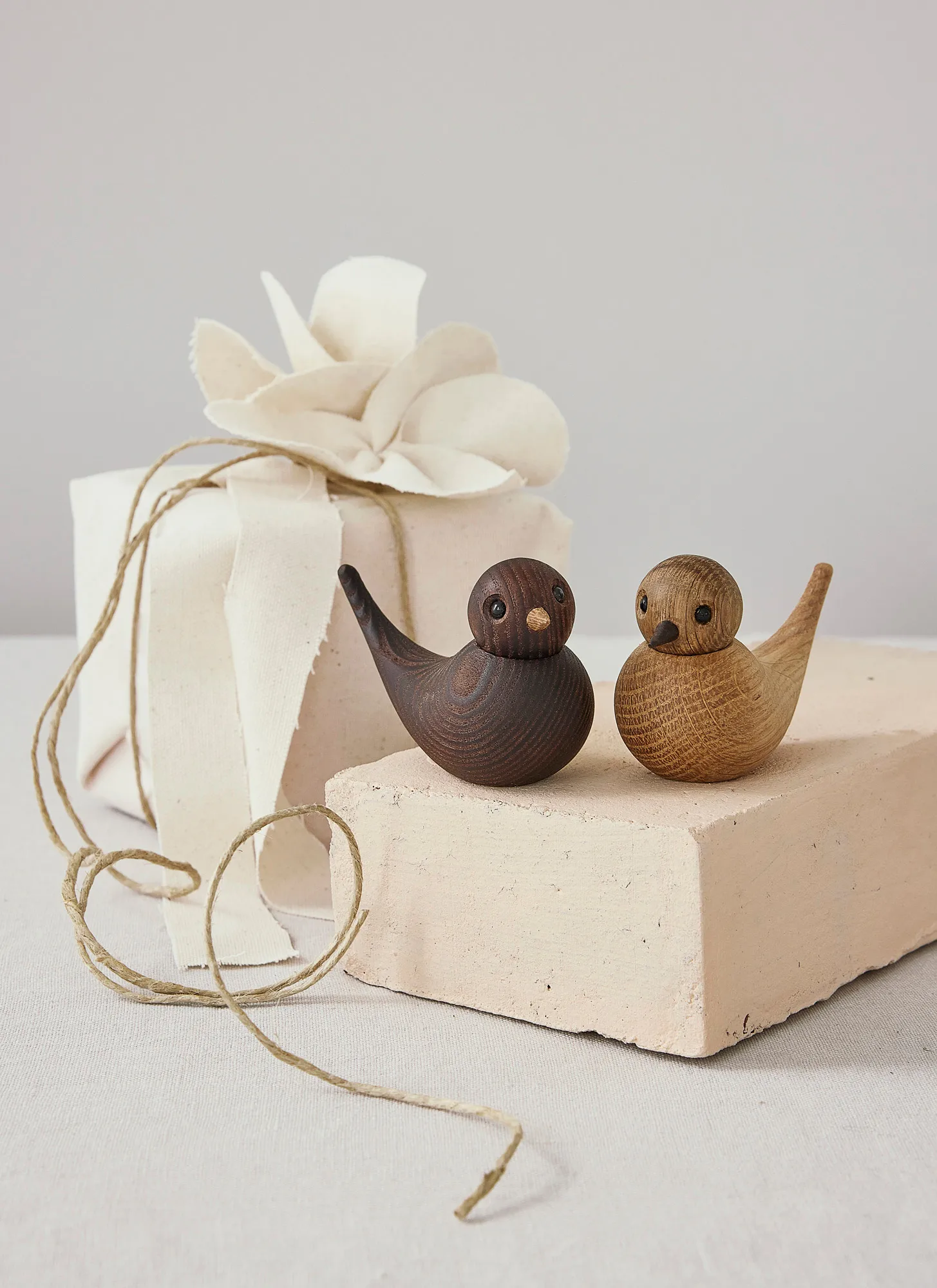 Sweeties swallow decoration 5.4 cm 2 parts, Oak Spring Copenhagen