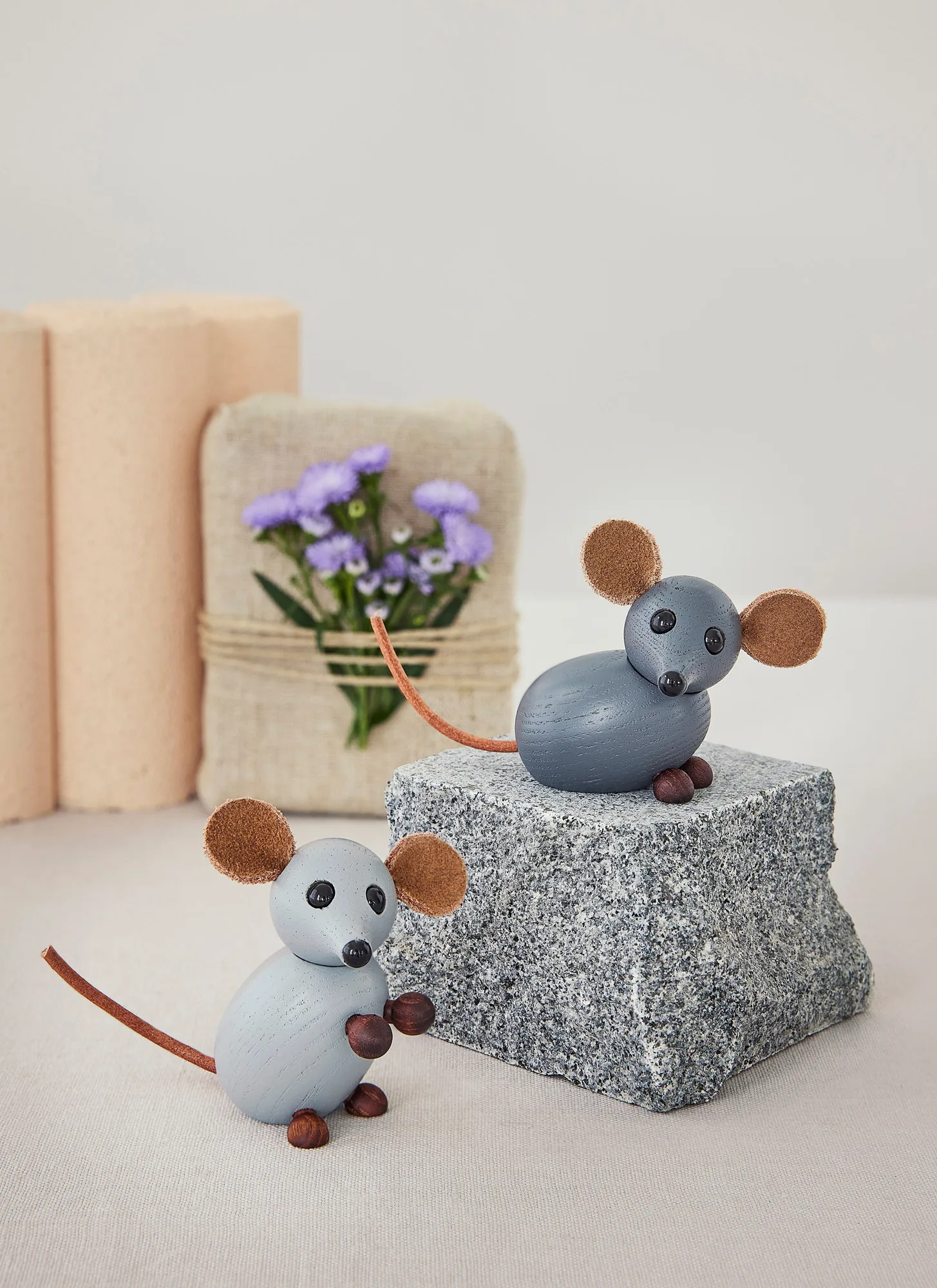 The farm mouse decoration 7 cm, Grey Spring Copenhagen