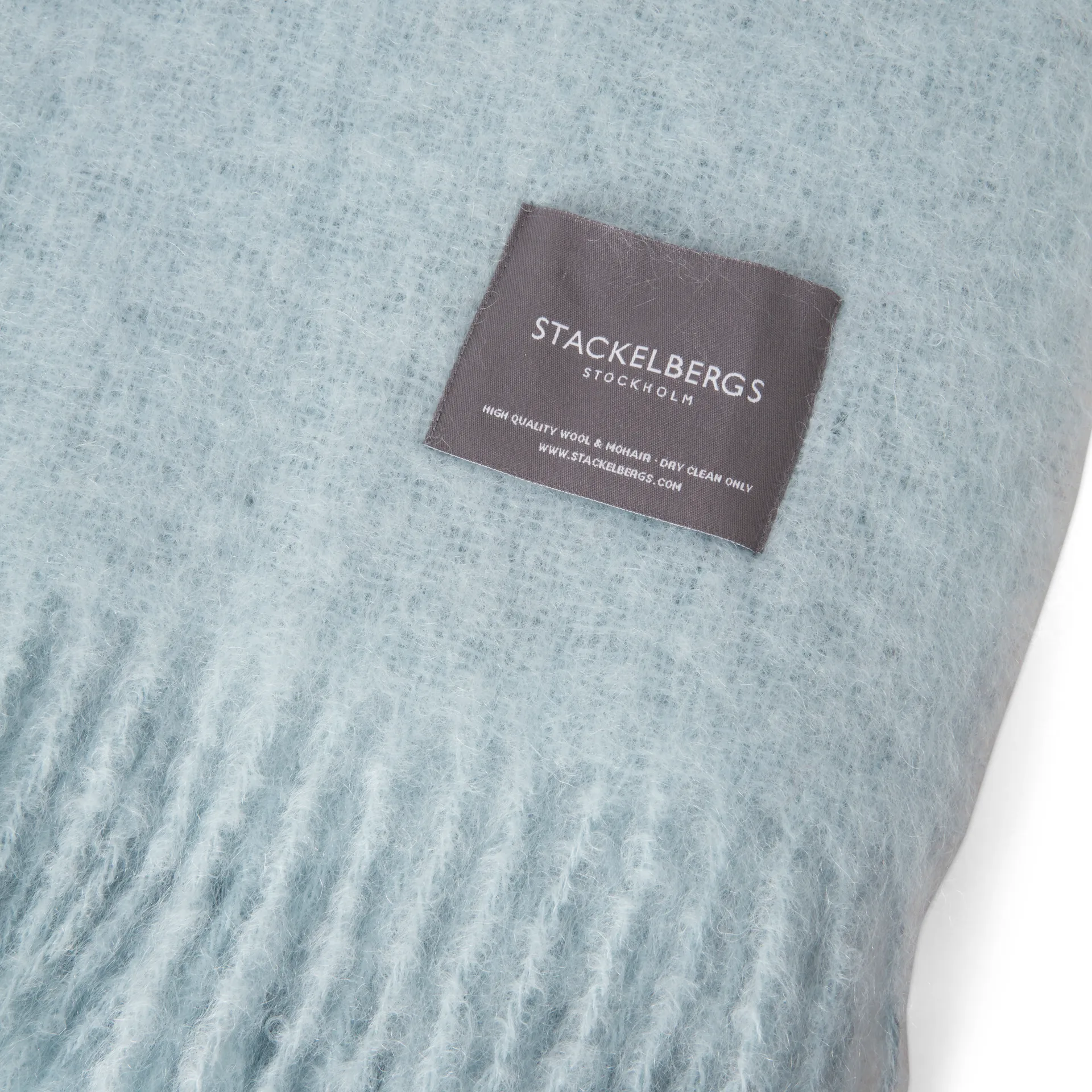 Mohair throw, Dusky blue Stackelbergs