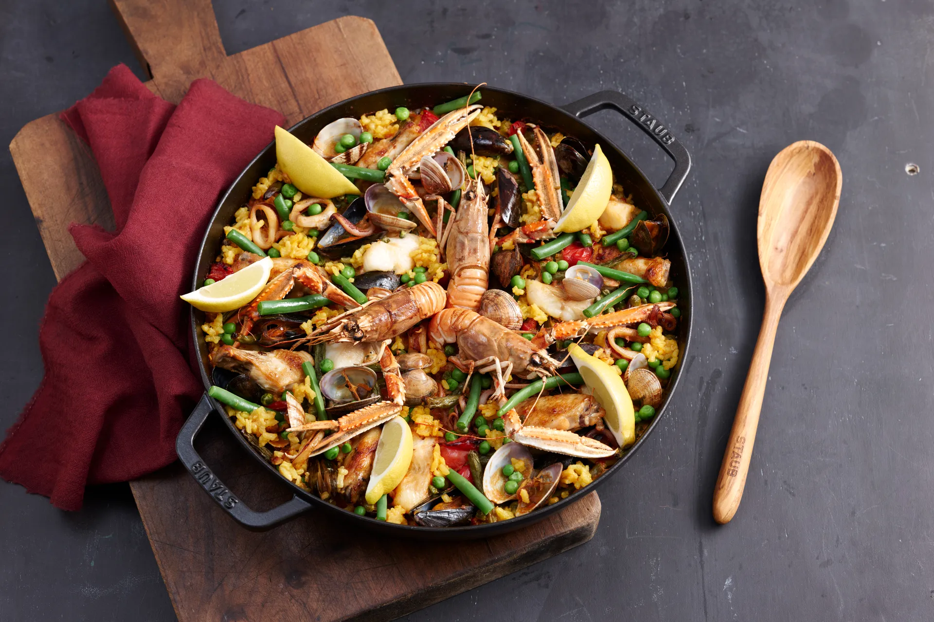 Staub braiser cast iron 2 handles black, Ø26 cm STAUB